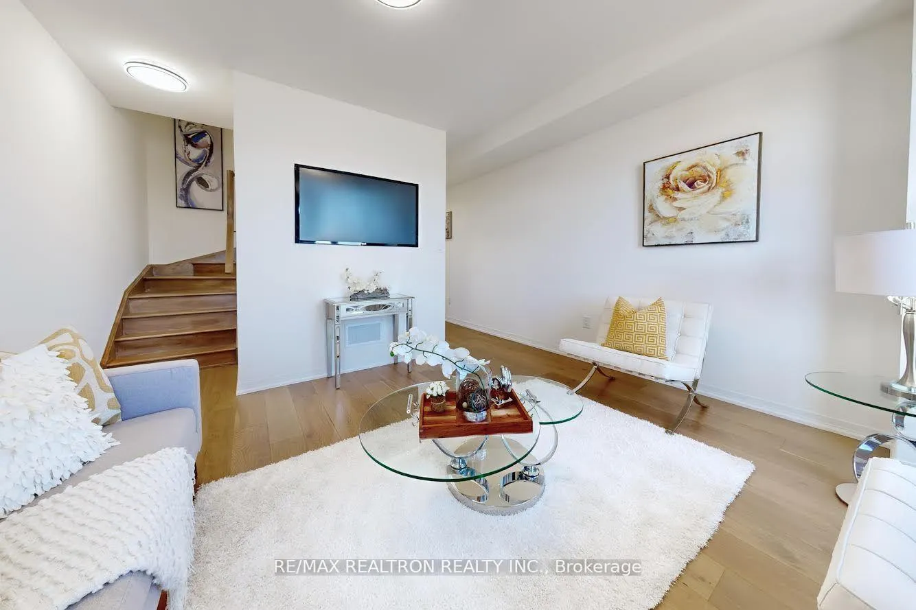 Photo 5 of Unit Way, 53 Carneros Way, Markham, Cedar Grove — HOMEH