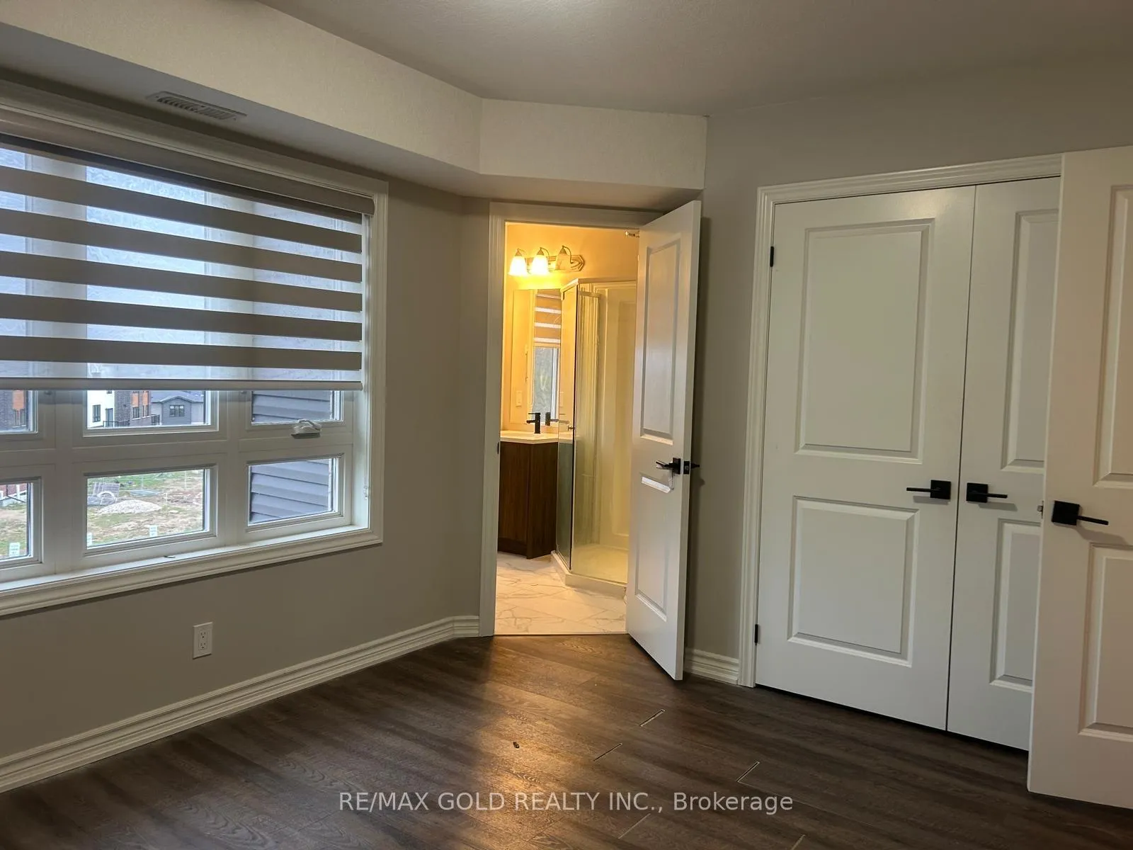 Photo 11 of Unit 19, 235 Chapel Hill Drive, Waterloo — HOMEH
