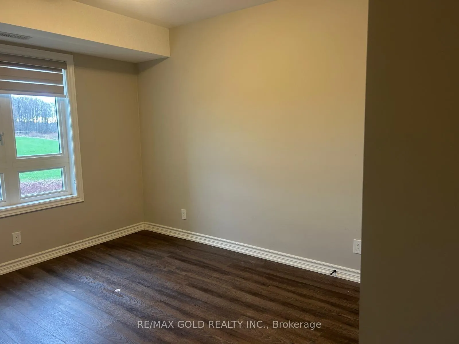 Photo 14 of Unit 19, 235 Chapel Hill Drive, Waterloo — HOMEH