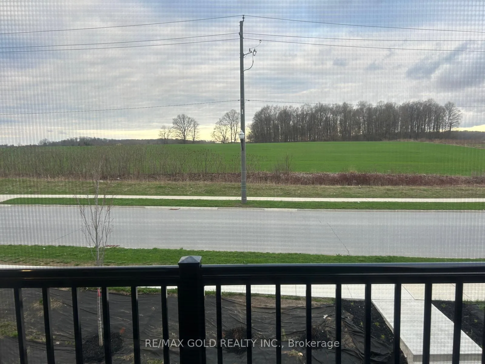 Photo 20 of Unit 19, 235 Chapel Hill Drive, Waterloo — HOMEH