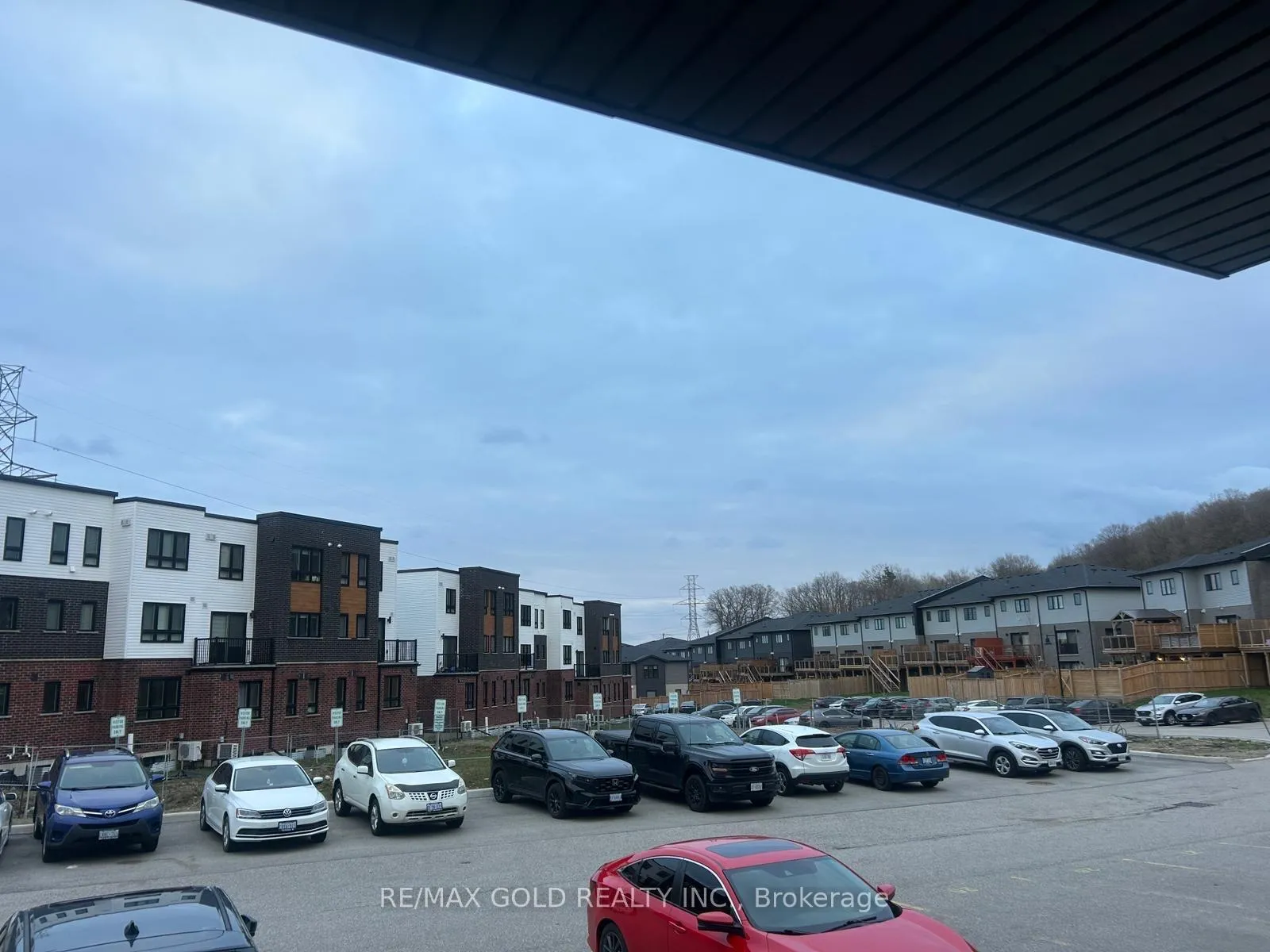 Photo 22 of Unit 19, 235 Chapel Hill Drive, Waterloo — HOMEH