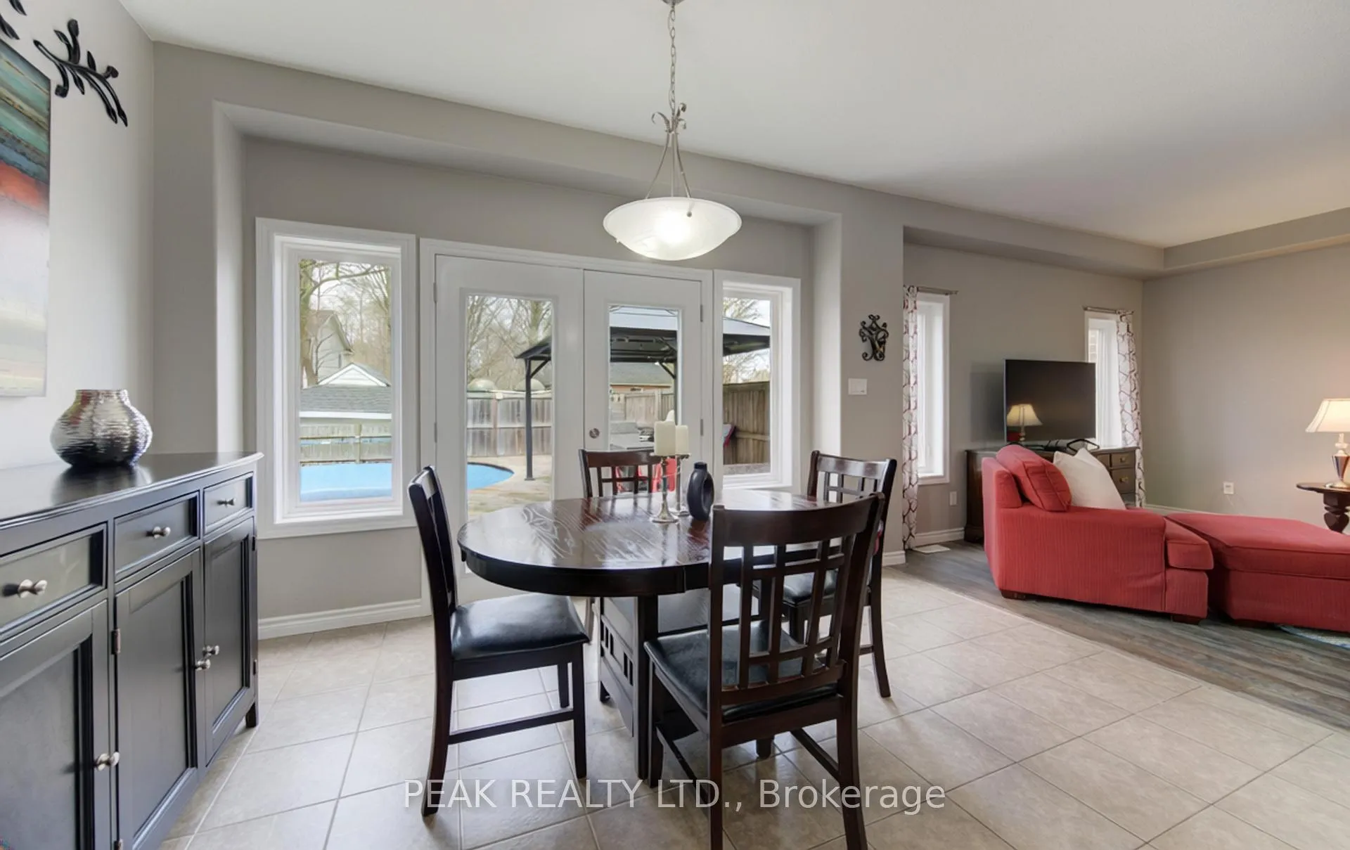 Photo 10 of 64 Walter Perry Place, Wilmot — HOMEH