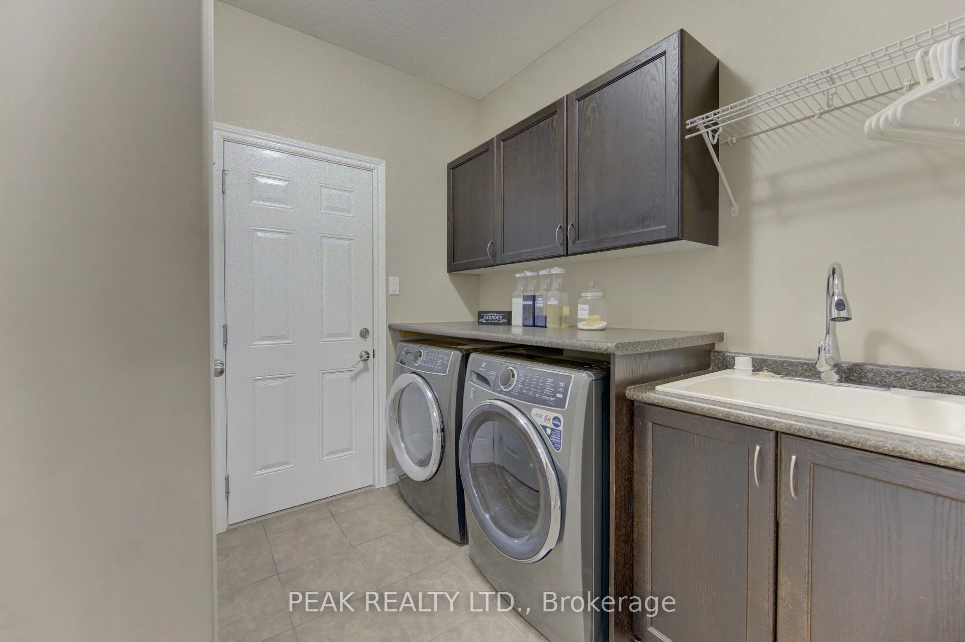 Photo 18 of 64 Walter Perry Place, Wilmot — HOMEH