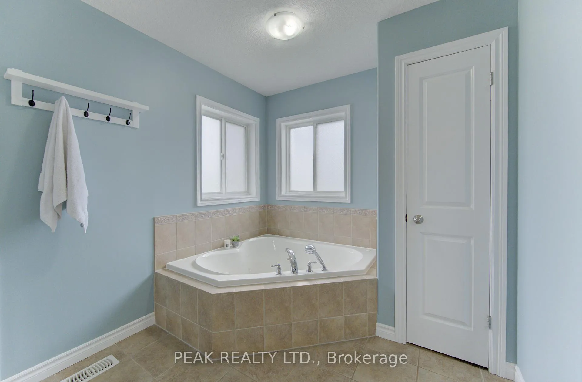 Photo 27 of 64 Walter Perry Place, Wilmot — HOMEH