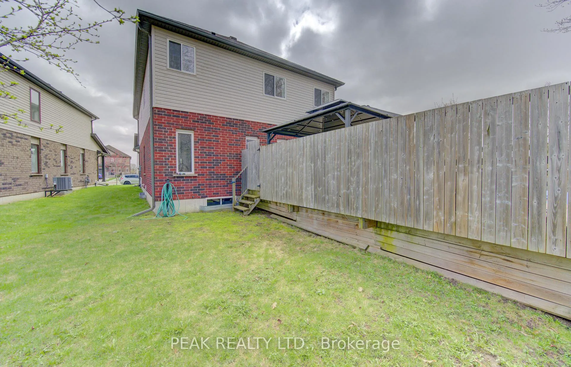 Photo 38 of 64 Walter Perry Place, Wilmot — HOMEH