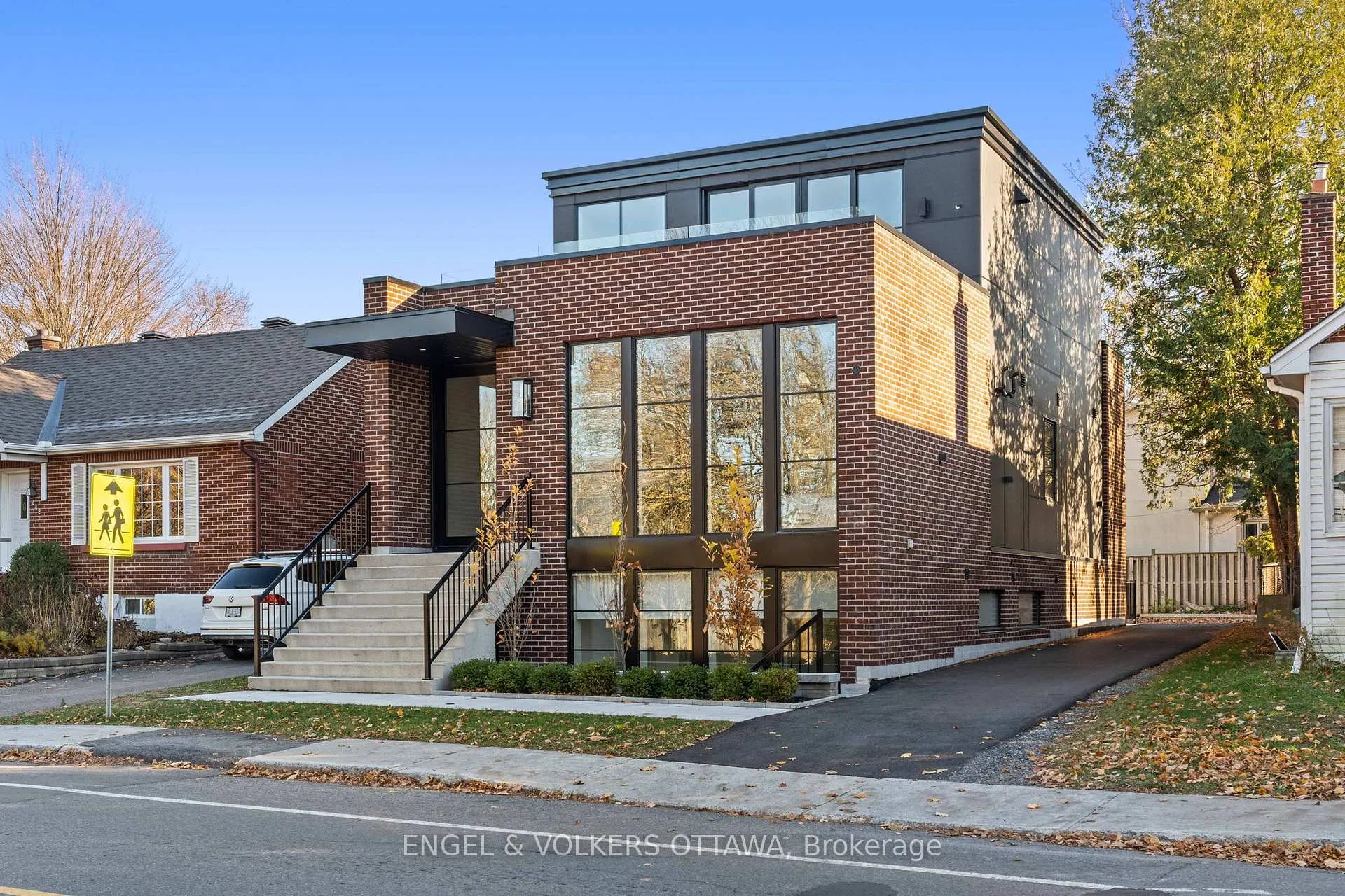 Photo 1 of 246 Byron Avenue, Ottawa, Westboro/Hampton Park — HOMEH