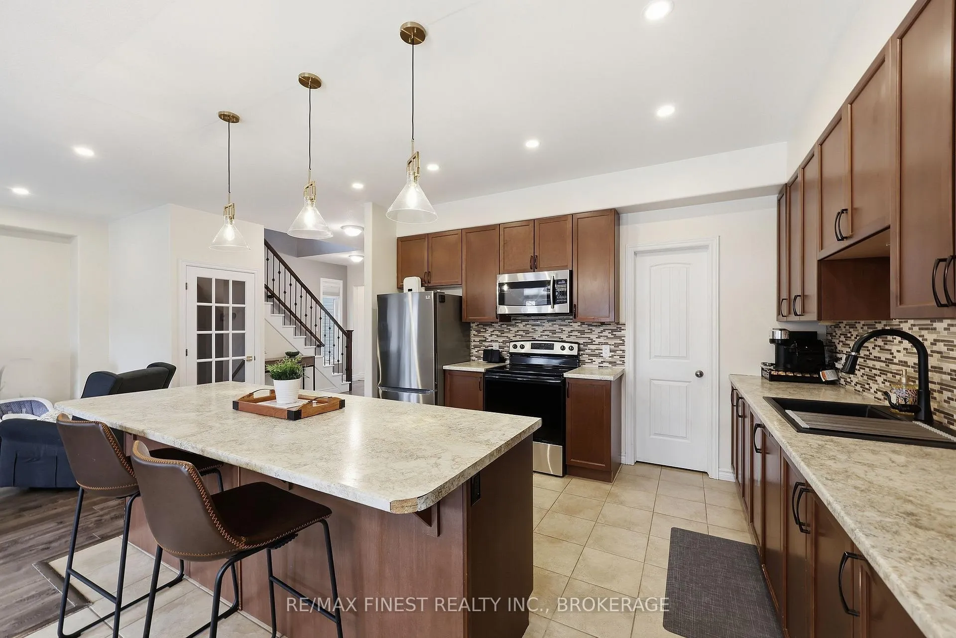 Photo 18 of 2617 Delmar Street, Kingston, City Northwest — HOMEH
