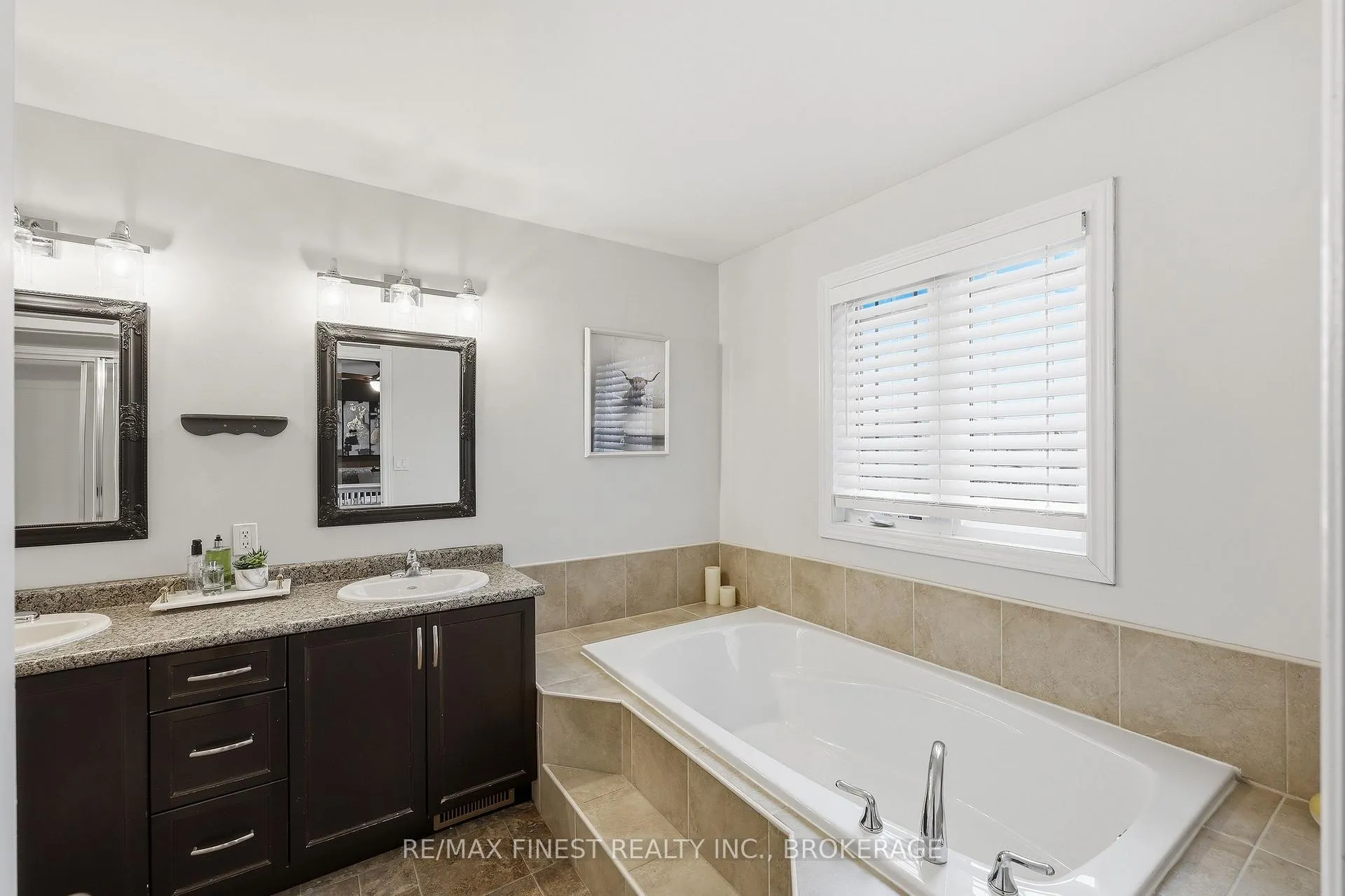 Photo 37 of 2617 Delmar Street, Kingston, City Northwest — HOMEH