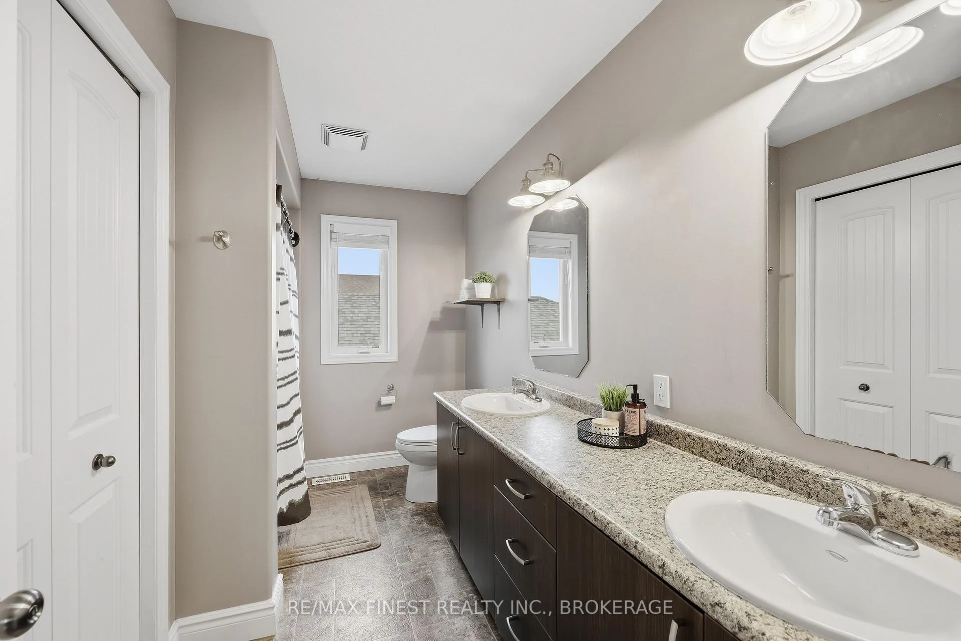Photo 41 of 2617 Delmar Street, Kingston, City Northwest — HOMEH