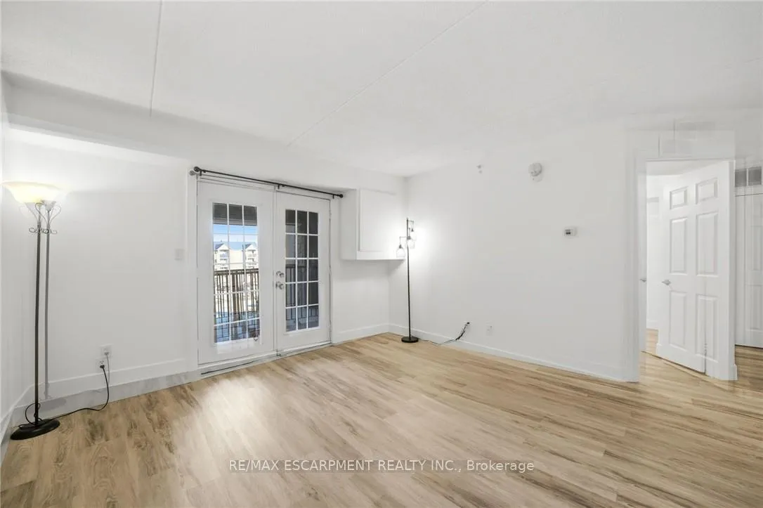 Photo 5 of Unit 308, 1411 Walkers Line, Burlington, Tansley — HOMEH