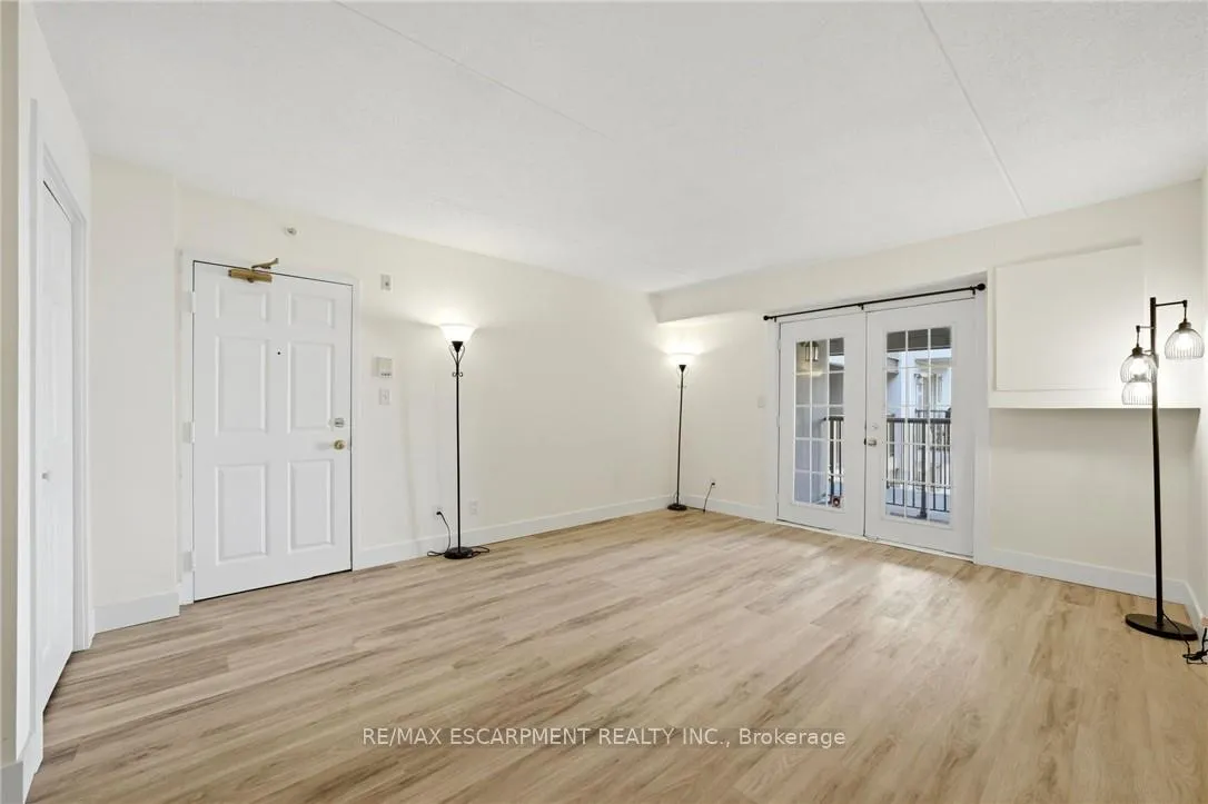 Photo 7 of Unit 308, 1411 Walkers Line, Burlington, Tansley — HOMEH