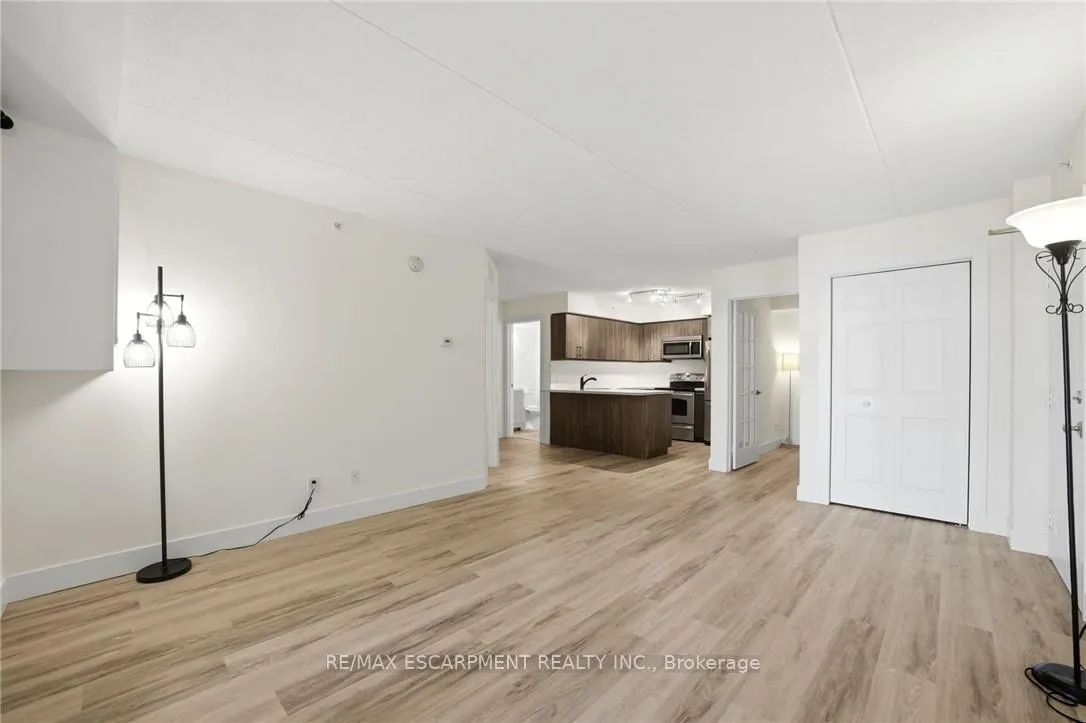 Photo 9 of Unit 308, 1411 Walkers Line, Burlington, Tansley — HOMEH