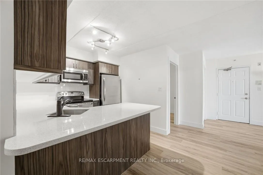 Photo 12 of Unit 308, 1411 Walkers Line, Burlington, Tansley — HOMEH