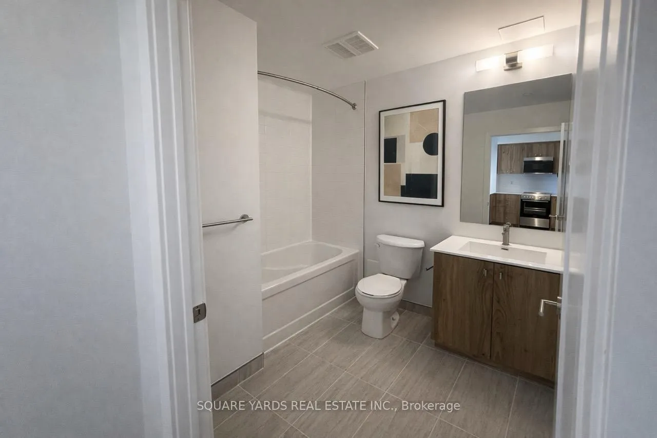 Photo 6 of Unit 2711, 25 Wellington Street S, Kitchener — HOMEH