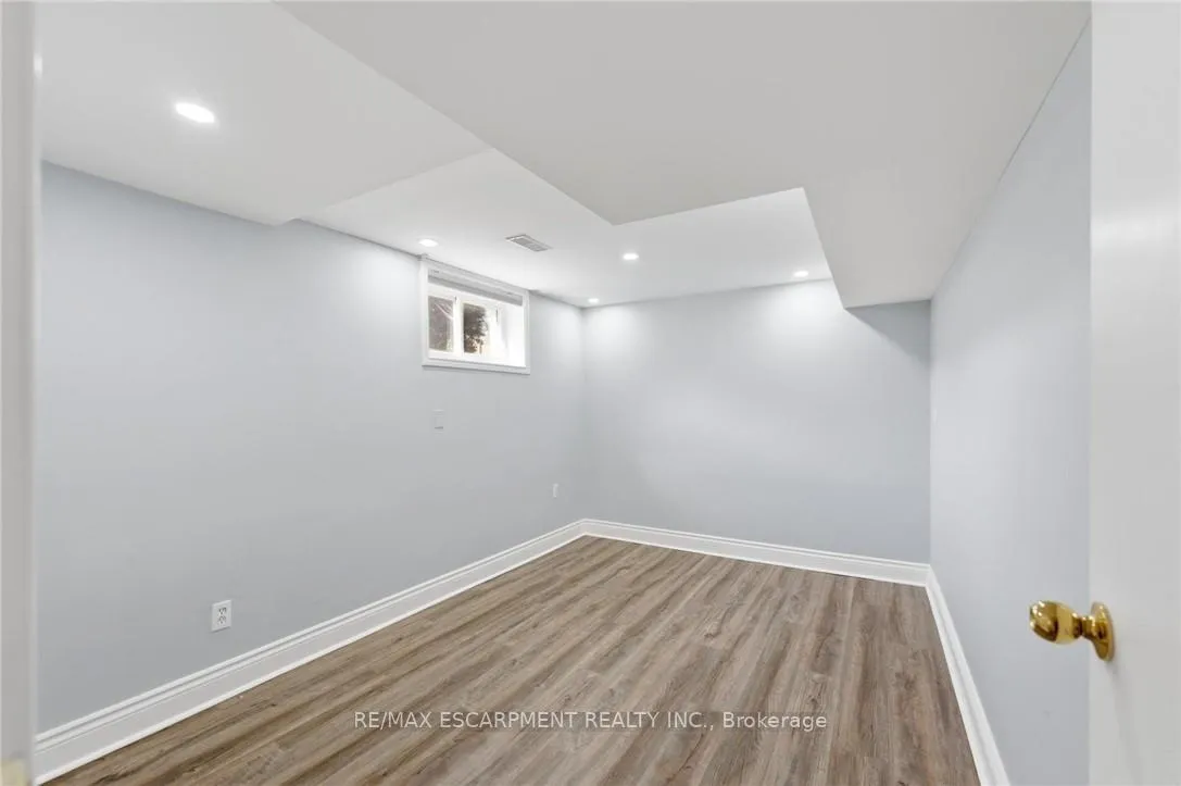 Photo 20 of 21 Margaret Avenue, Grimsby, Grimsby Beach — HOMEH