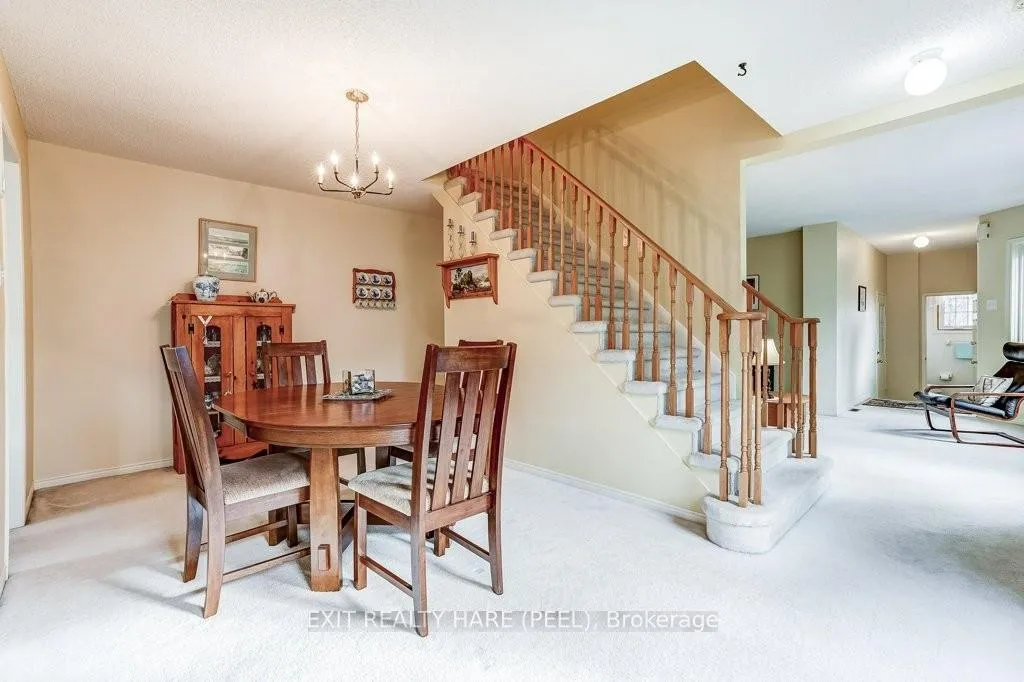 Photo 16 of 86 Lent Crescent, Brampton, Fletcher's West — HOMEH