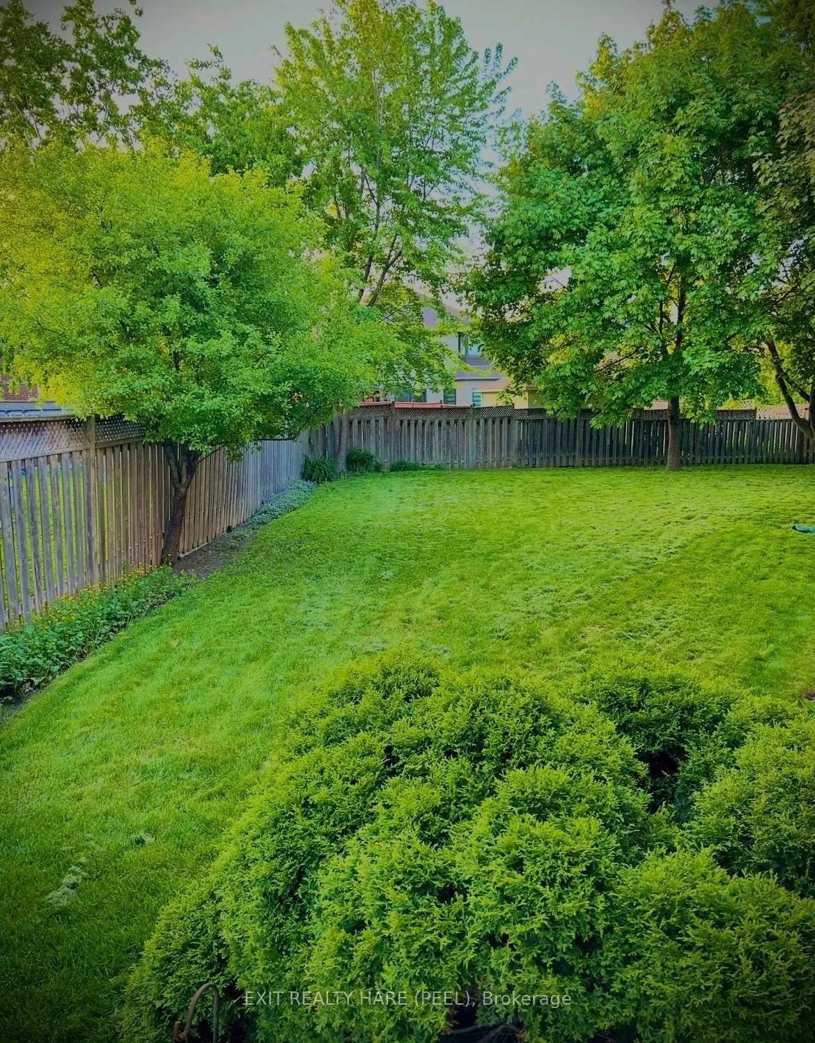 Photo 32 of 86 Lent Crescent, Brampton, Fletcher's West — HOMEH