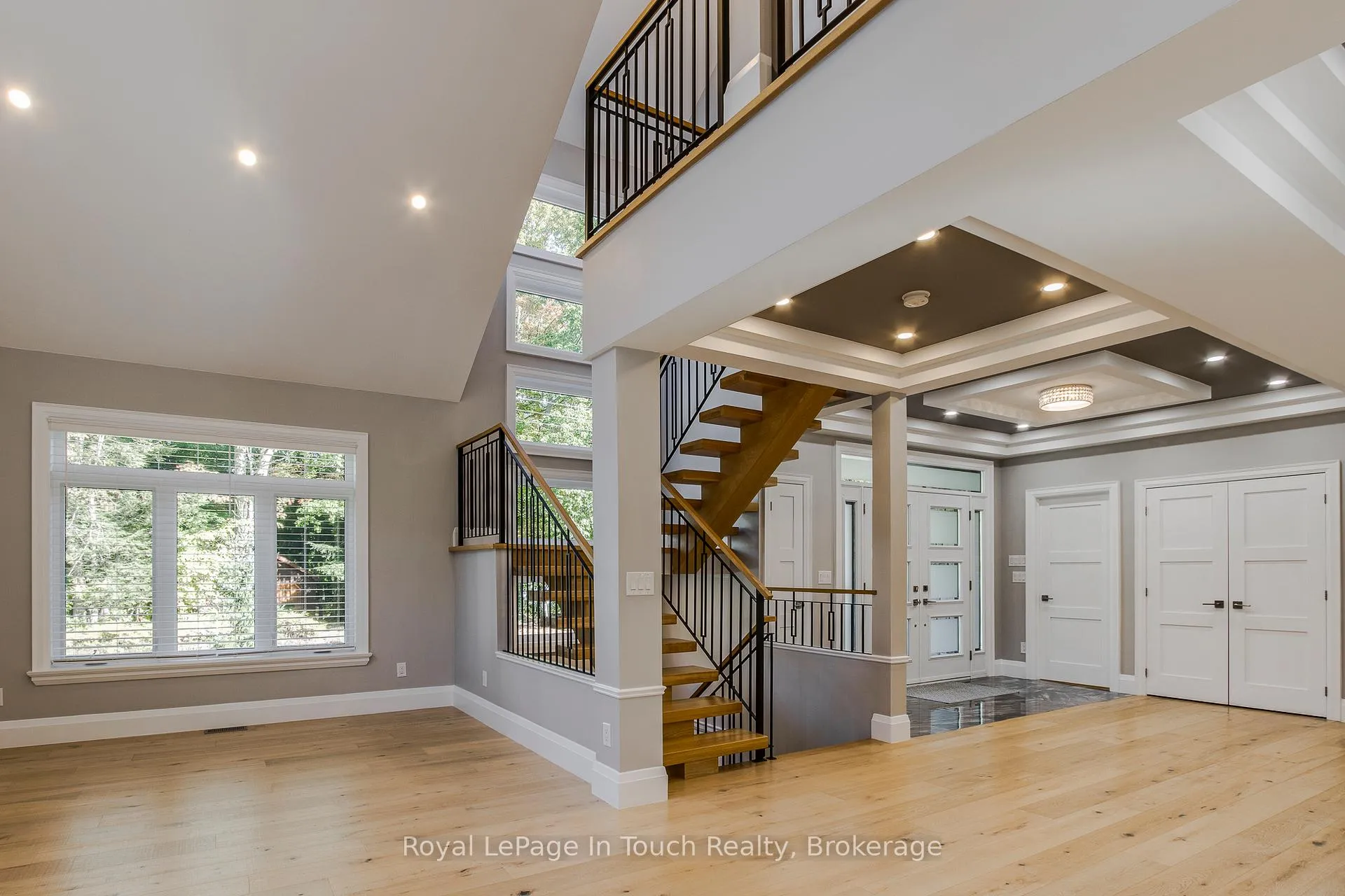 Photo 15 of 9 Belcourt Crescent, Tiny, Rural Tiny — HOMEH