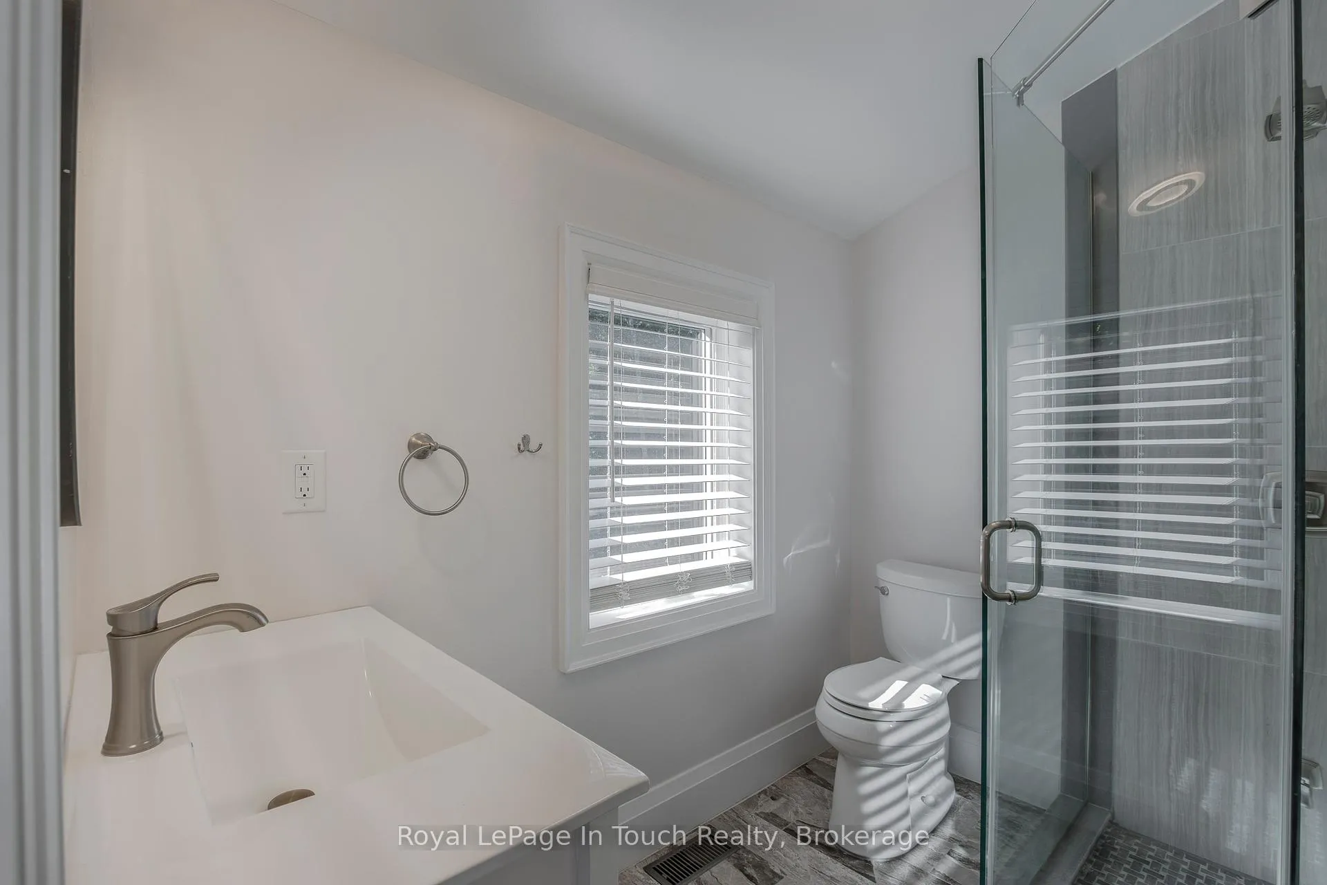 Photo 30 of 9 Belcourt Crescent, Tiny, Rural Tiny — HOMEH