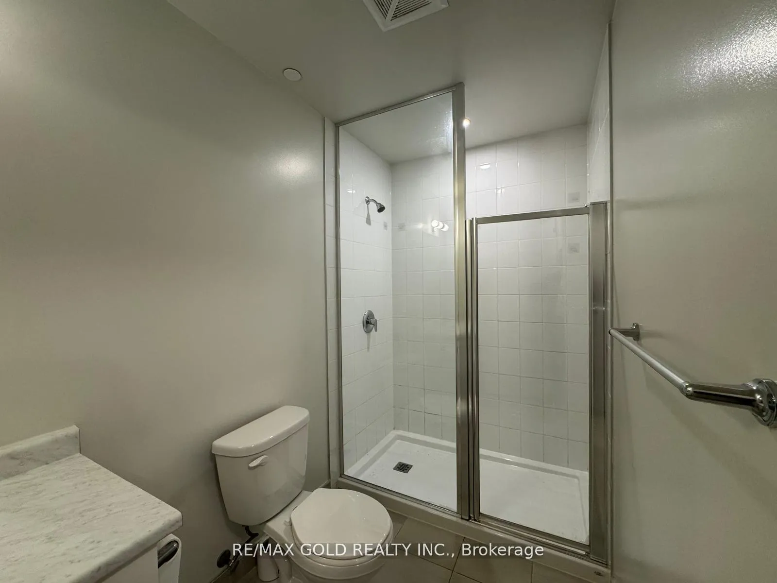 Photo 11 of Unit 206, 58 Sky Harbour Drive, Brampton, Bram West — HOMEH