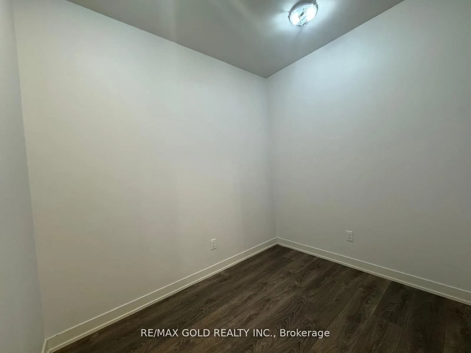 Photo 12 of Unit 206, 58 Sky Harbour Drive, Brampton, Bram West — HOMEH