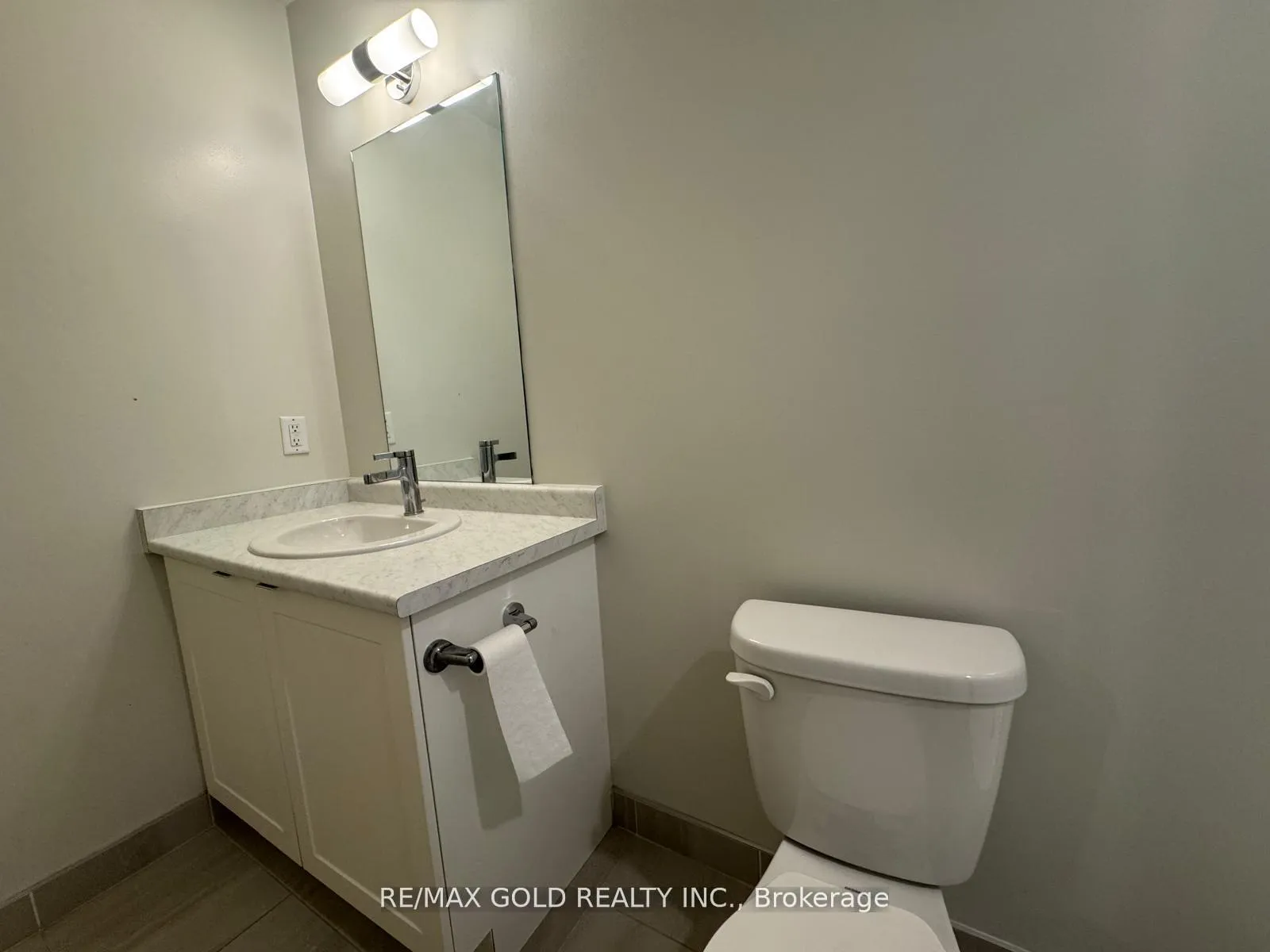 Photo 21 of Unit 206, 58 Sky Harbour Drive, Brampton, Bram West — HOMEH