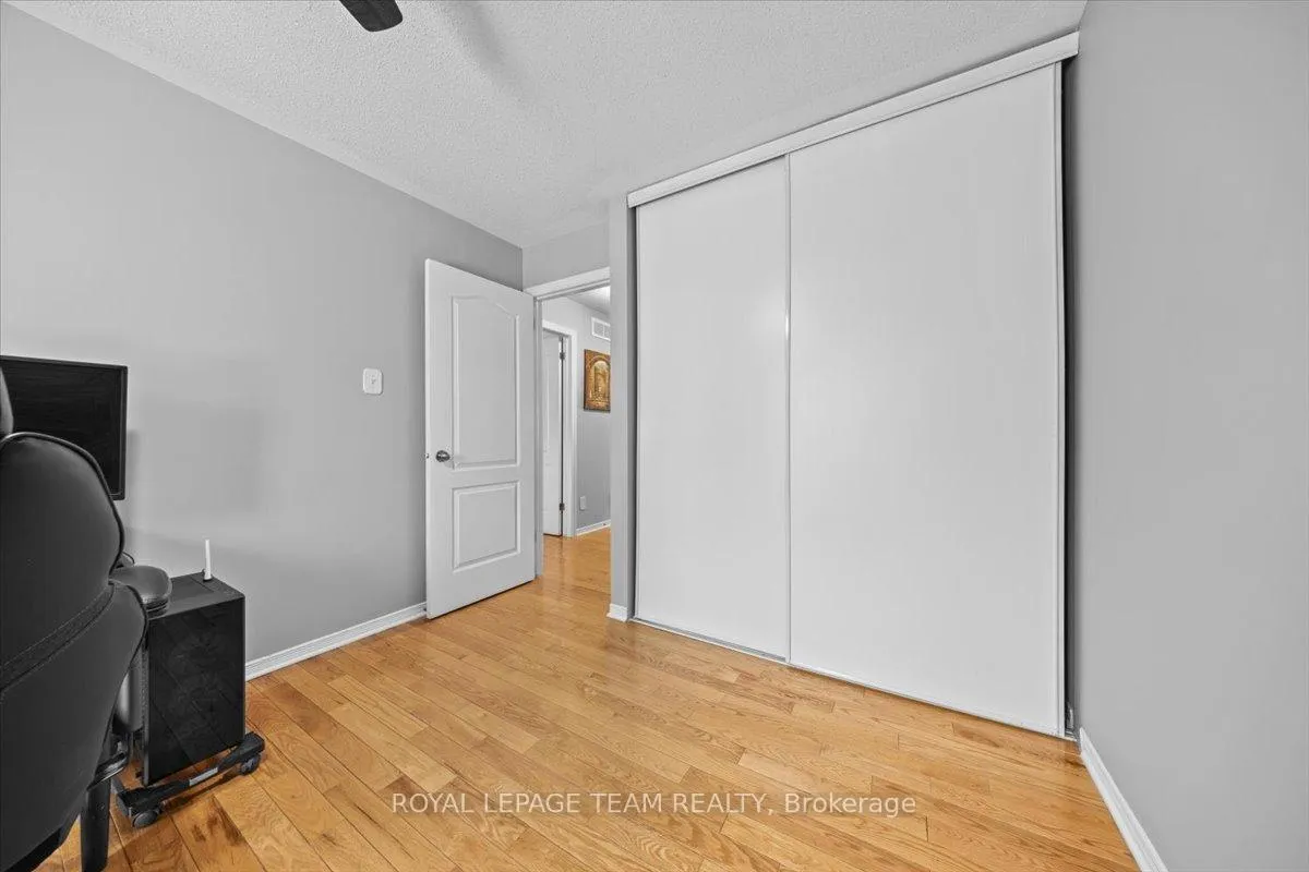 Photo 29 of 8 Crownridge Drive, Ottawa, Kanata - Emerald Meadows/Trailwest — HOMEH