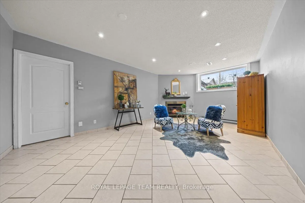 Photo 31 of 8 Crownridge Drive, Ottawa, Kanata - Emerald Meadows/Trailwest — HOMEH