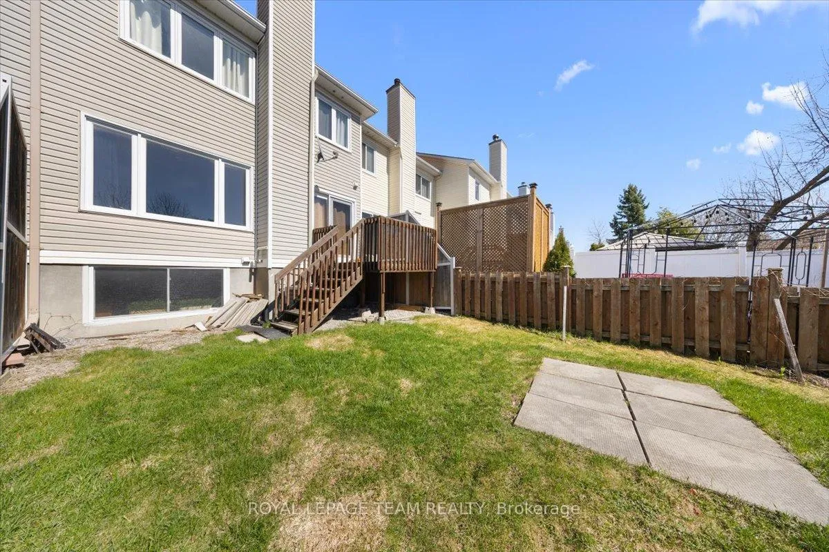 Photo 37 of 8 Crownridge Drive, Ottawa, Kanata - Emerald Meadows/Trailwest — HOMEH