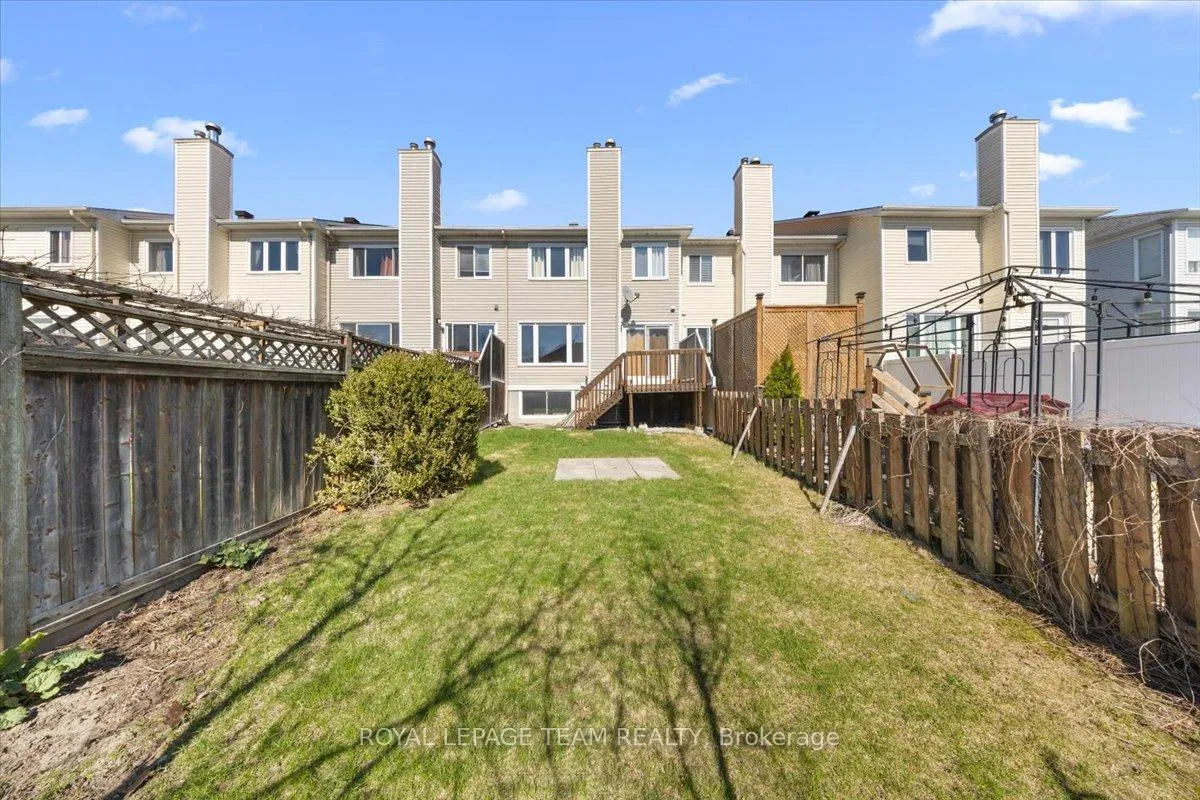 Photo 38 of 8 Crownridge Drive, Ottawa, Kanata - Emerald Meadows/Trailwest — HOMEH