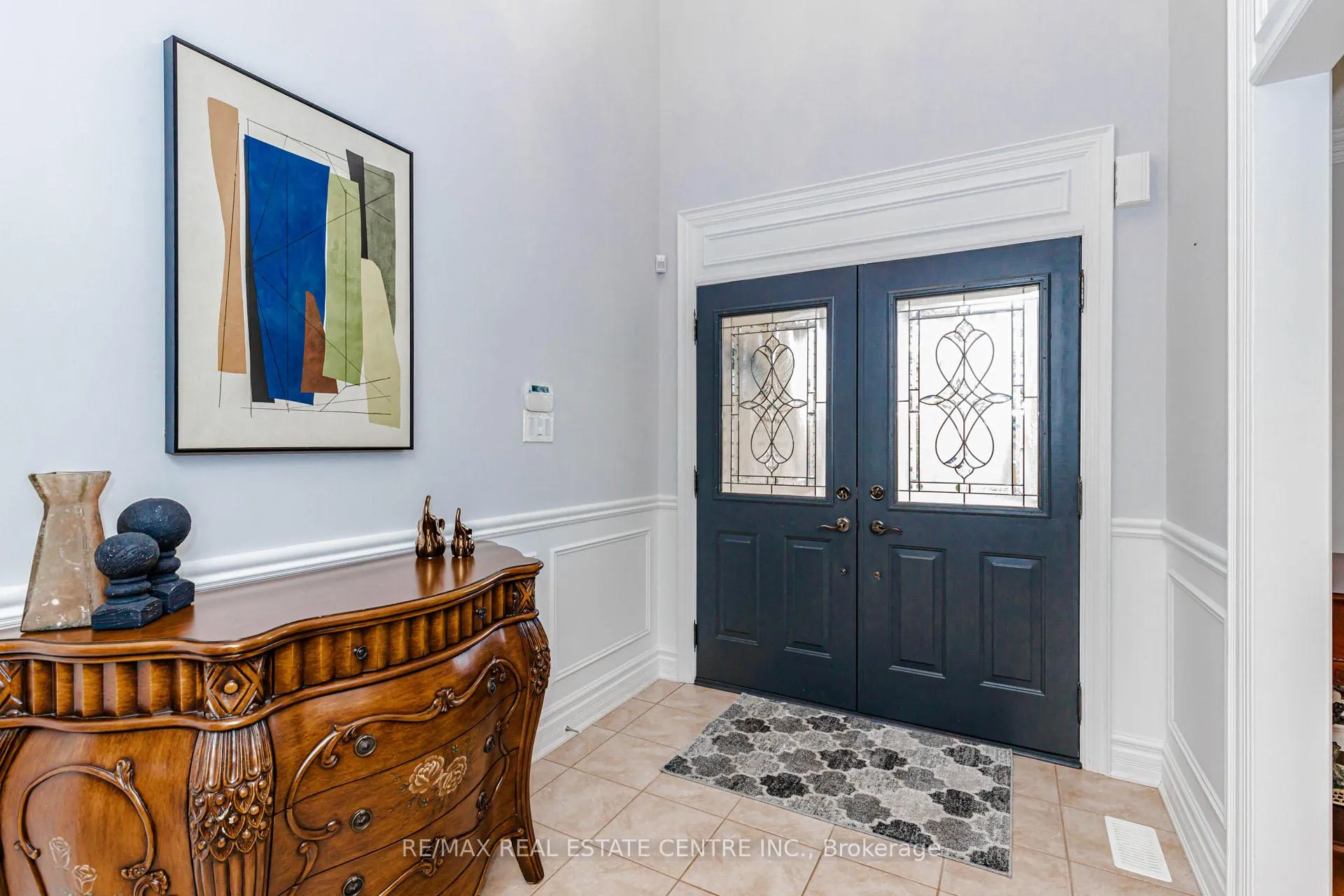 Photo 4 of 93 Woodvalley Drive, Brampton, Fletcher's Meadow — HOMEH