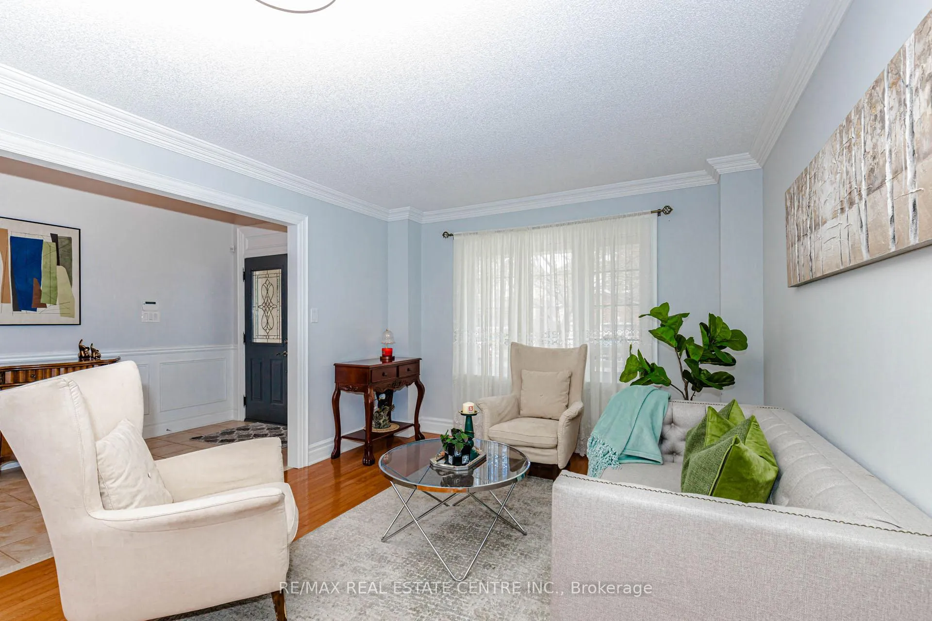 Photo 6 of 93 Woodvalley Drive, Brampton, Fletcher's Meadow — HOMEH