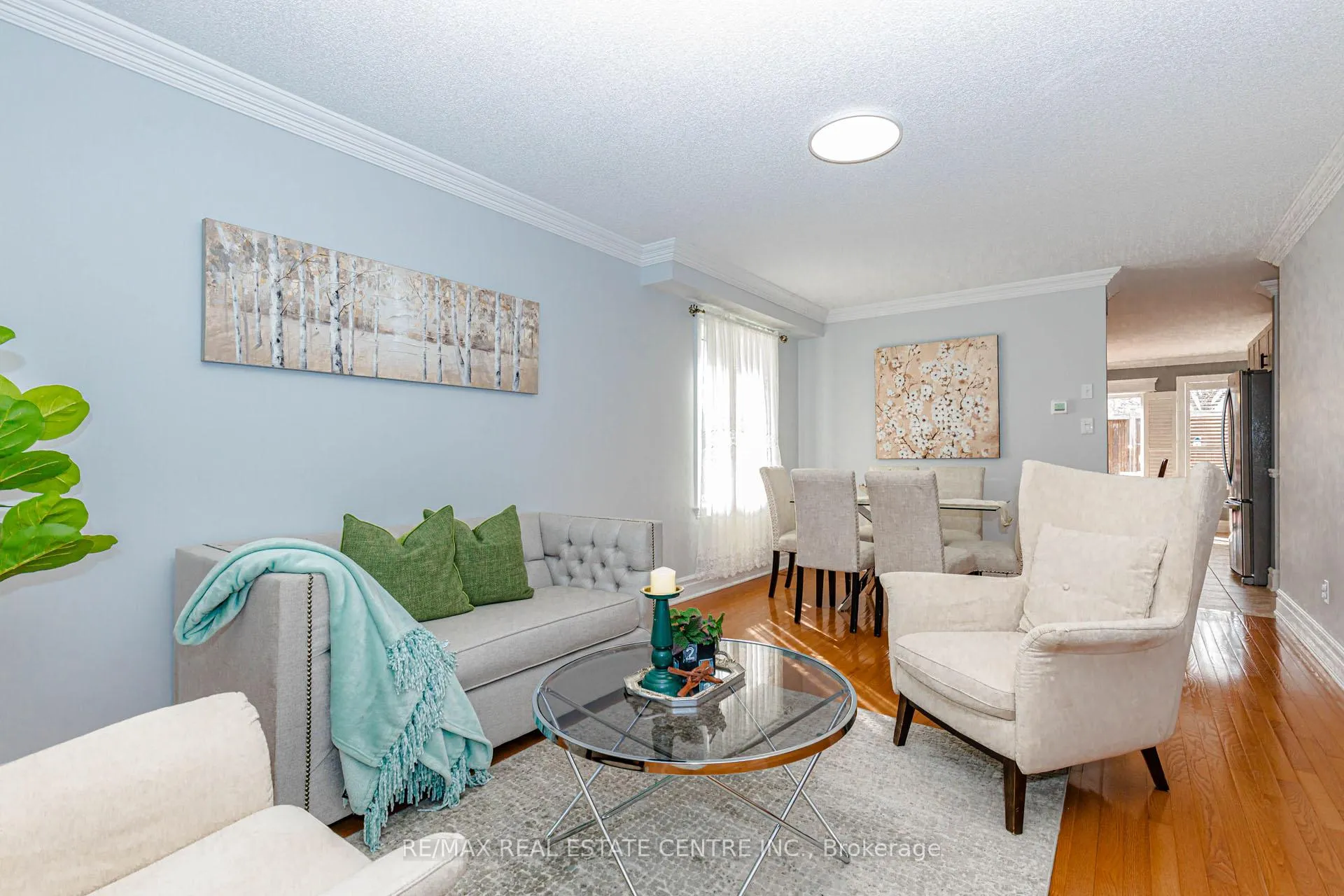 Photo 7 of 93 Woodvalley Drive, Brampton, Fletcher's Meadow — HOMEH