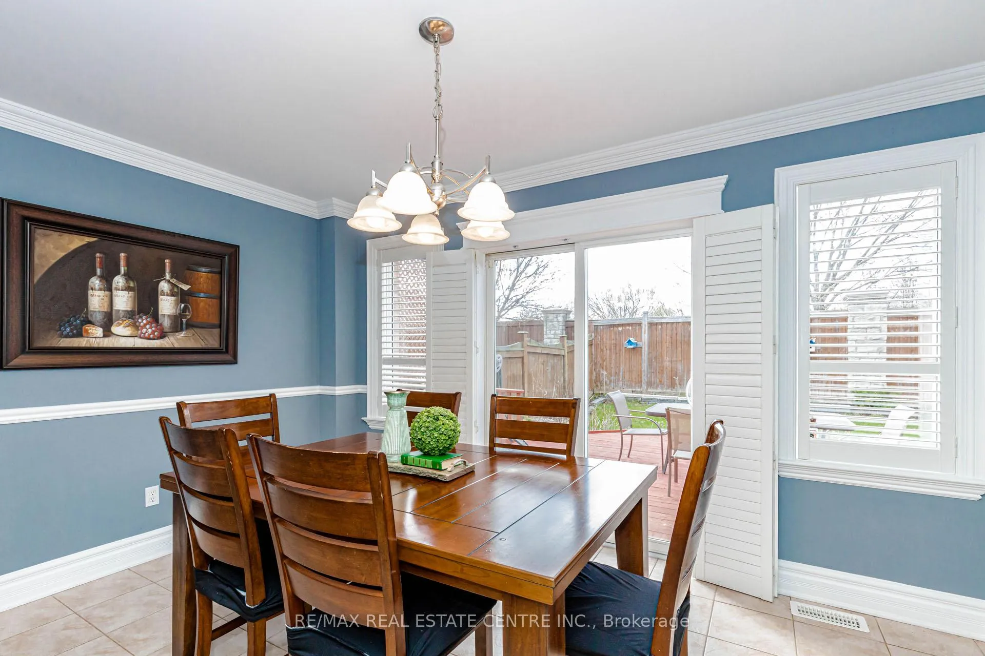 Photo 13 of 93 Woodvalley Drive, Brampton, Fletcher's Meadow — HOMEH