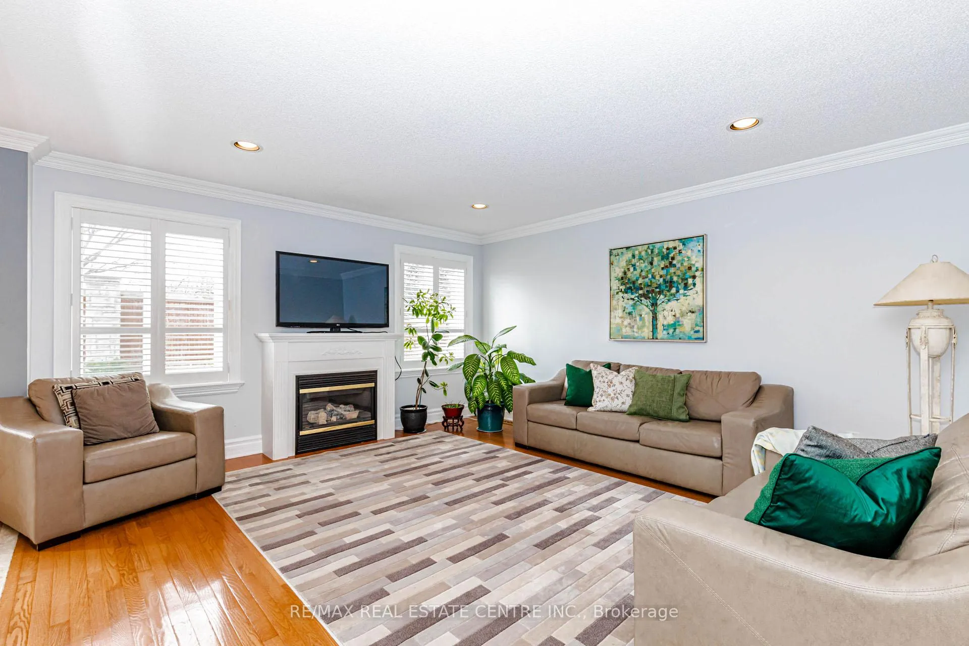 Photo 15 of 93 Woodvalley Drive, Brampton, Fletcher's Meadow — HOMEH