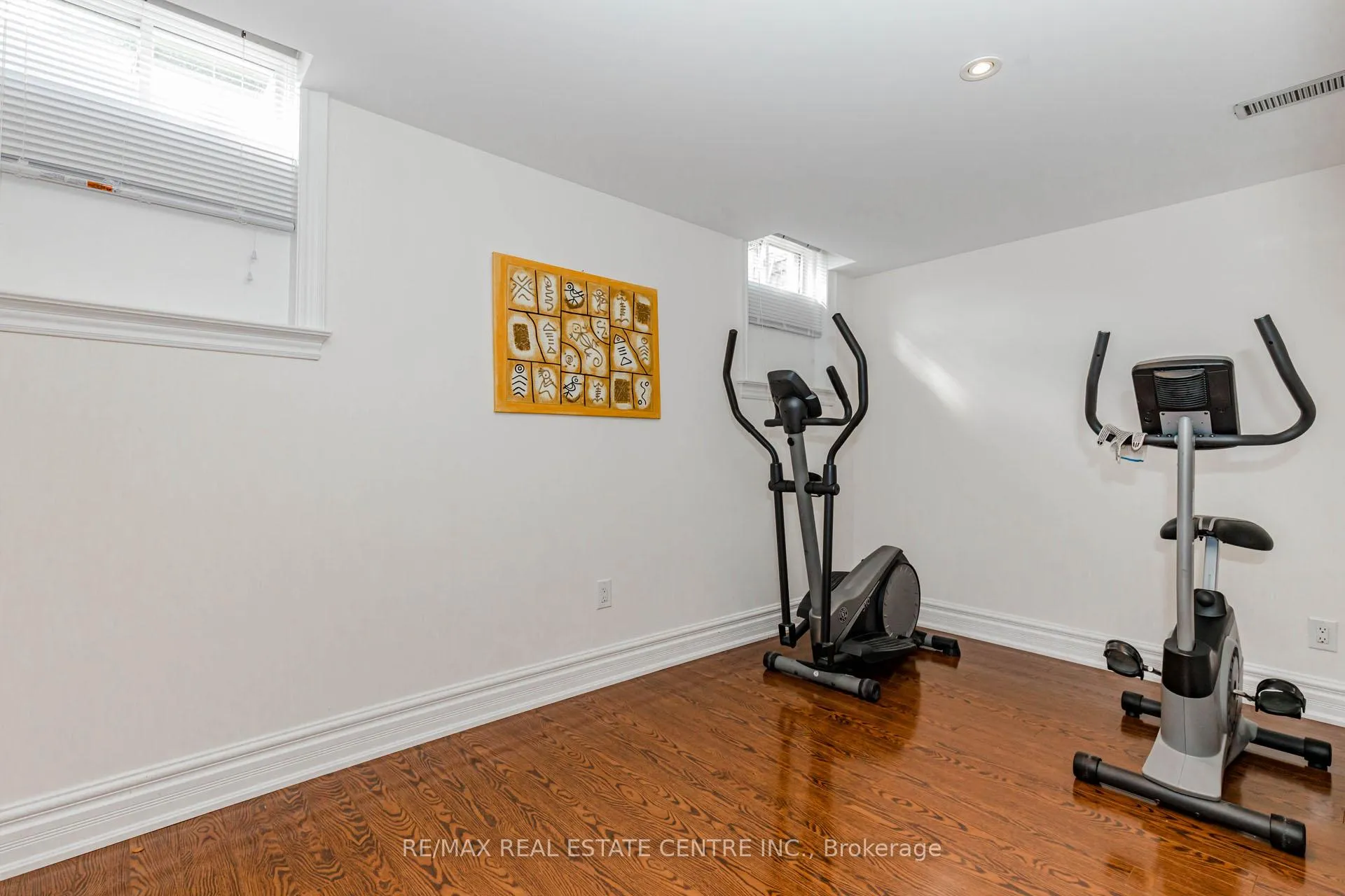 Photo 36 of 93 Woodvalley Drive, Brampton, Fletcher's Meadow — HOMEH