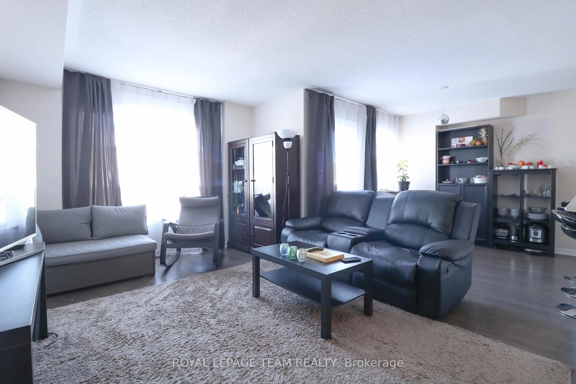 Photo 4 of 514 Radiant Private, Ottawa, Kanata - Emerald Meadows/Trailwest — HOMEH