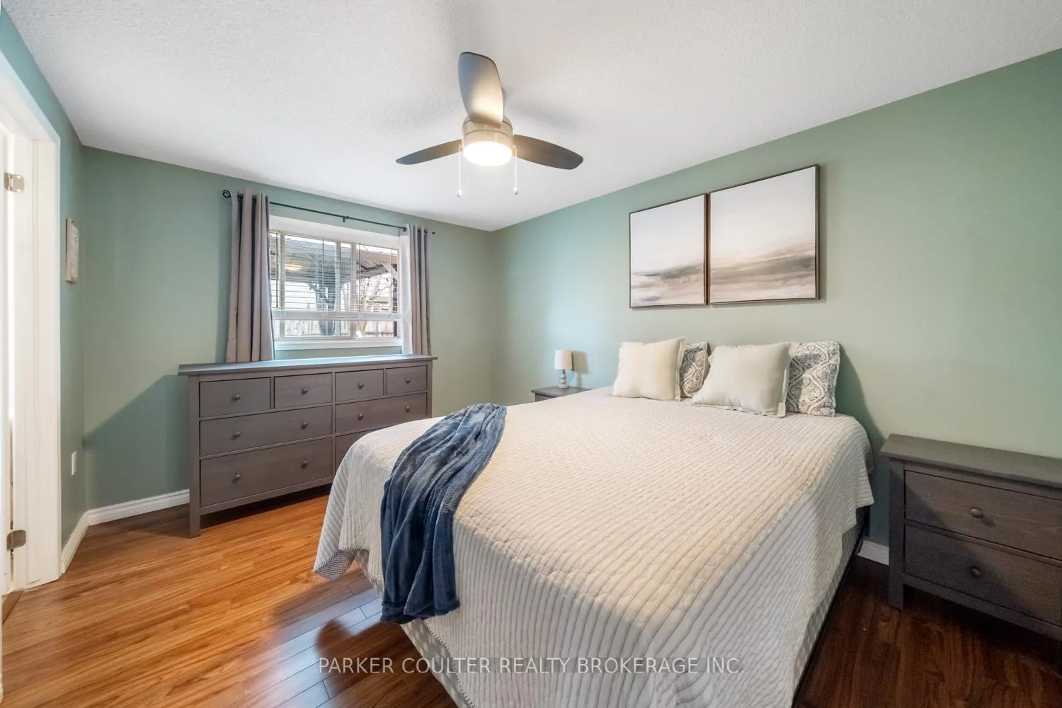 Photo 15 of 2 Waddington Crescent, Barrie, Holly — HOMEH