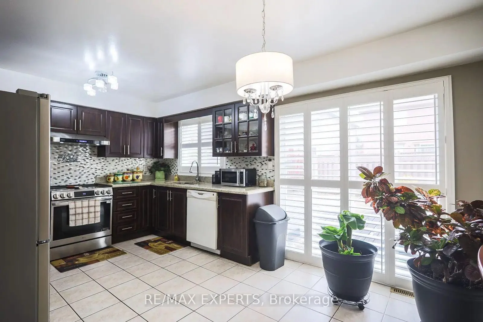 Photo 5 of 50 Dusty Star Road, Brampton, Sandringham-Wellington — HOMEH