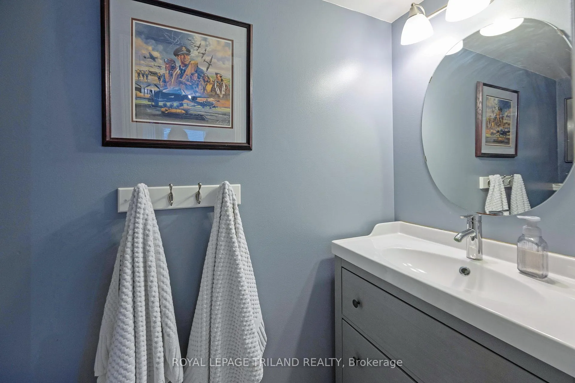 Photo 24 of 94 Queen Street, Thames Centre, Dorchester — HOMEH