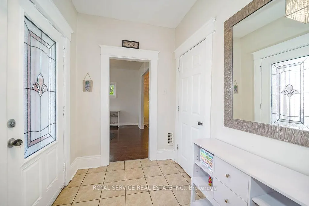 Photo 5 of 19 Ritson Road S, Oshawa, Central — HOMEH