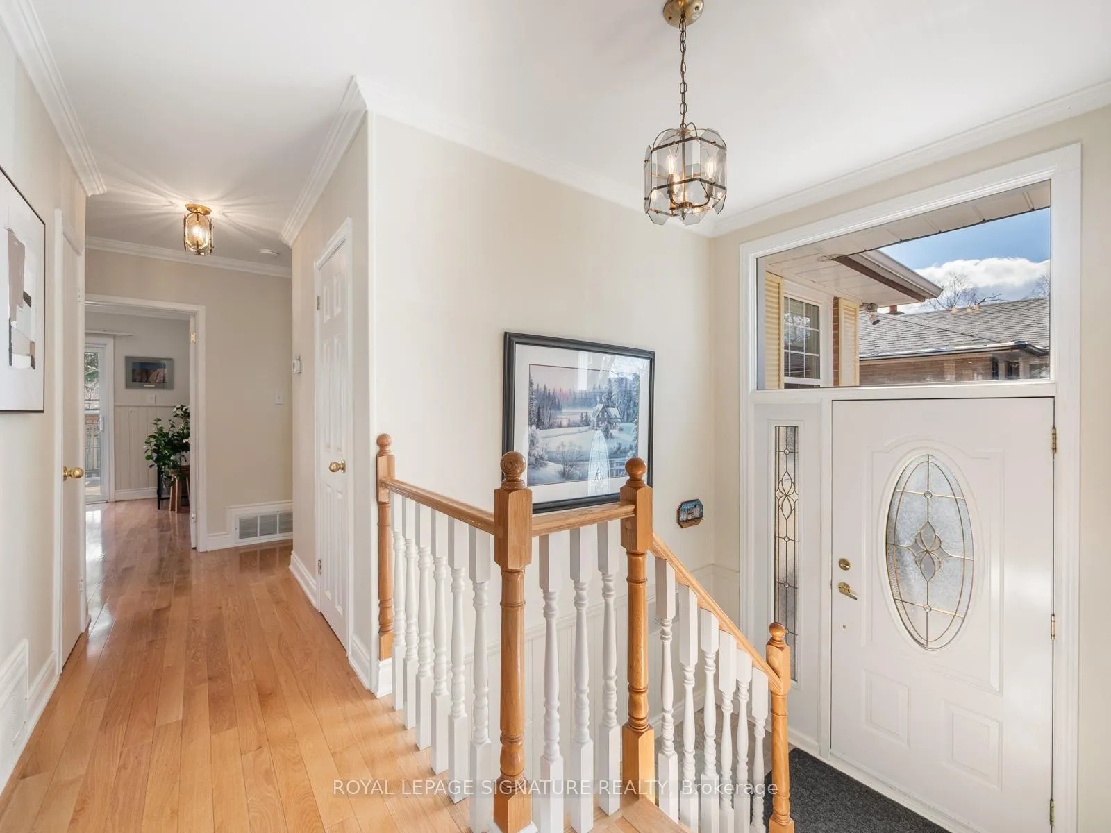 Photo 3 of 9 Wincrest Drive, Scarborough, Bendale — HOMEH