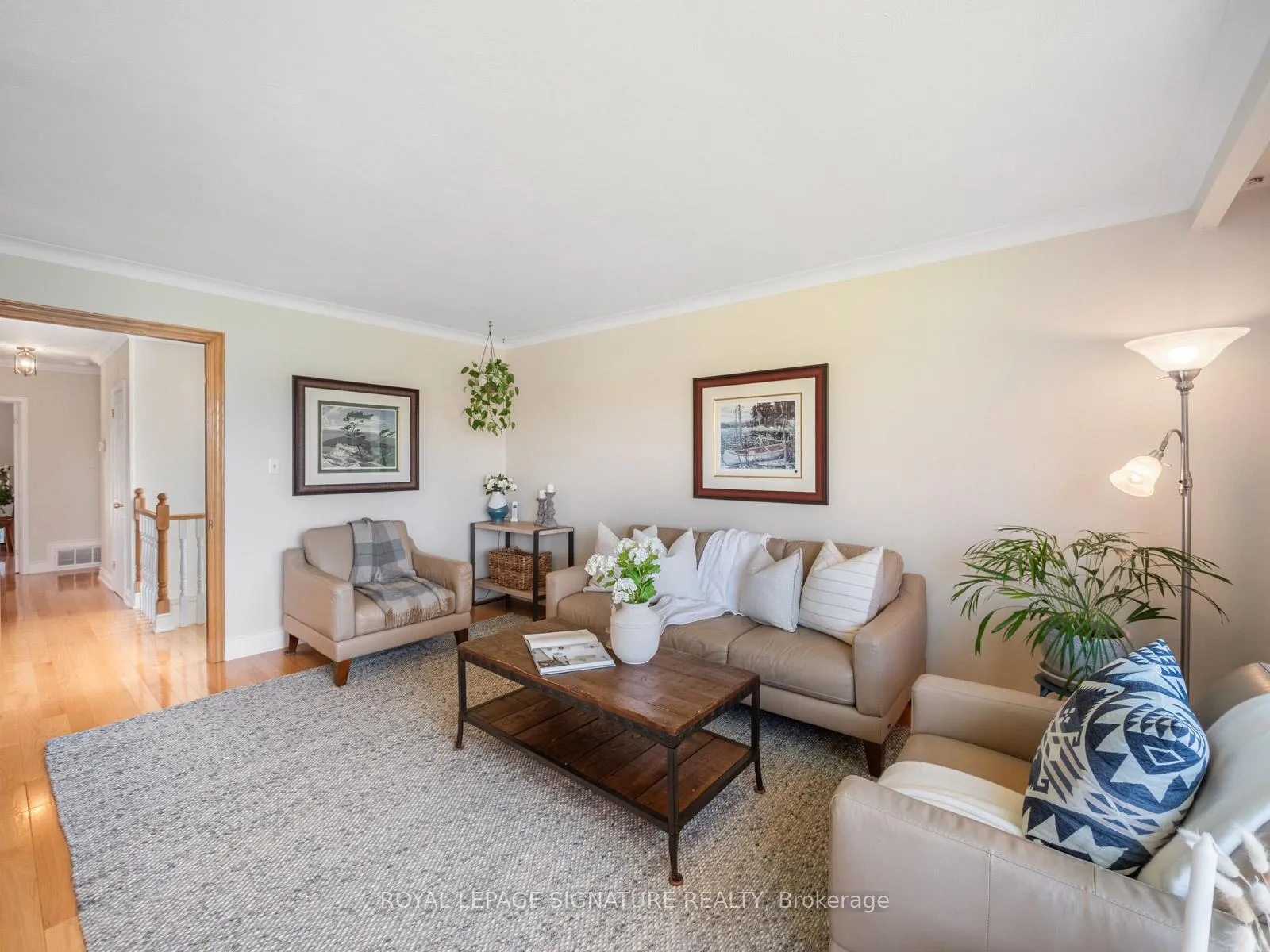 Photo 4 of 9 Wincrest Drive, Scarborough, Bendale — HOMEH