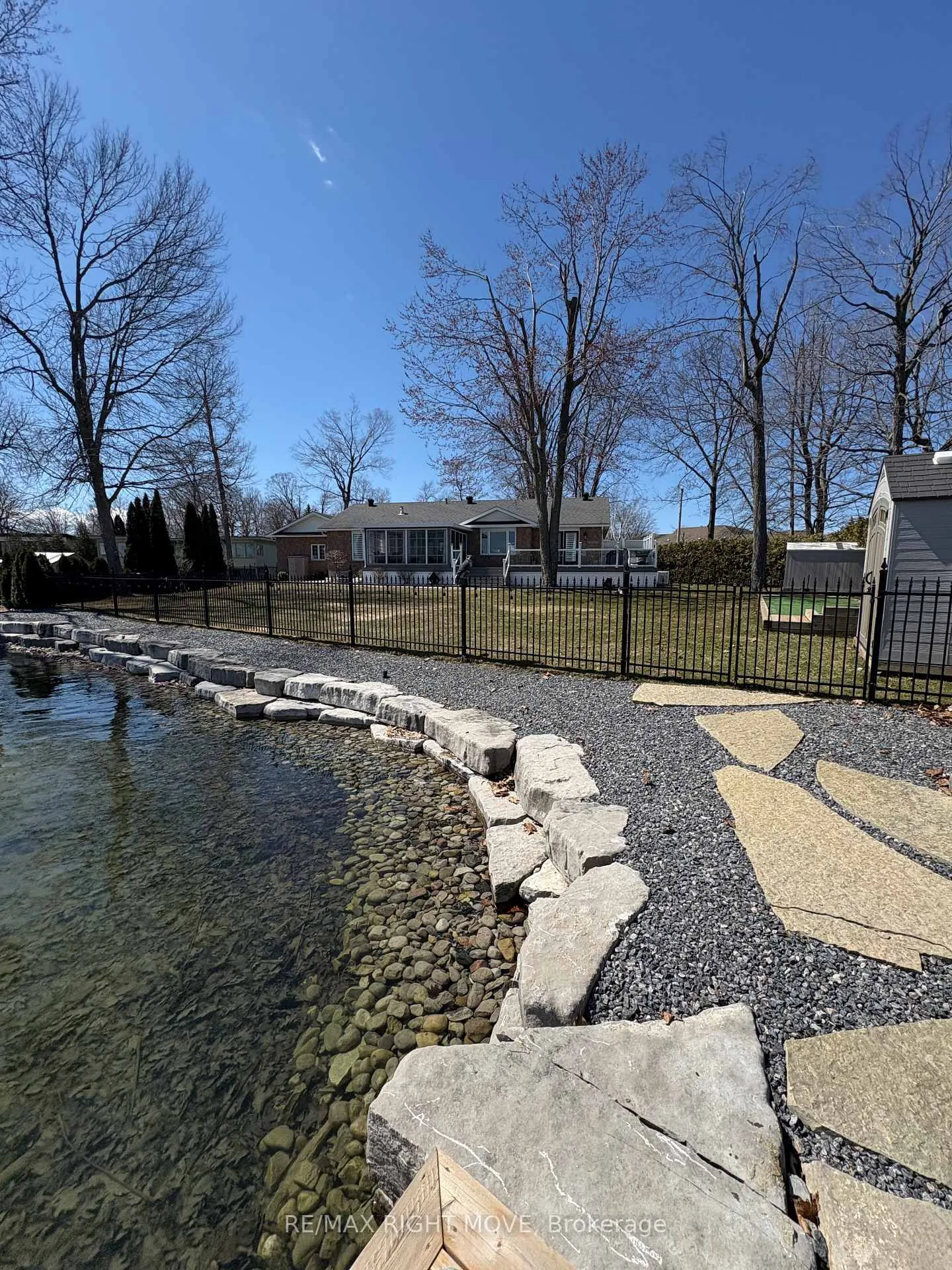 Photo 41 of 661 Glen Crescent, Orillia — HOMEH