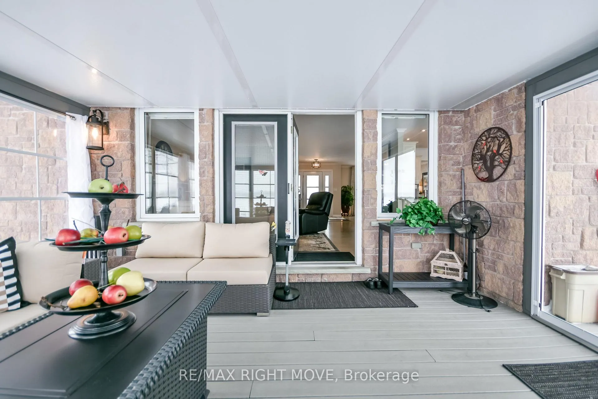 Photo 14 of 661 Glen Crescent, Orillia — HOMEH