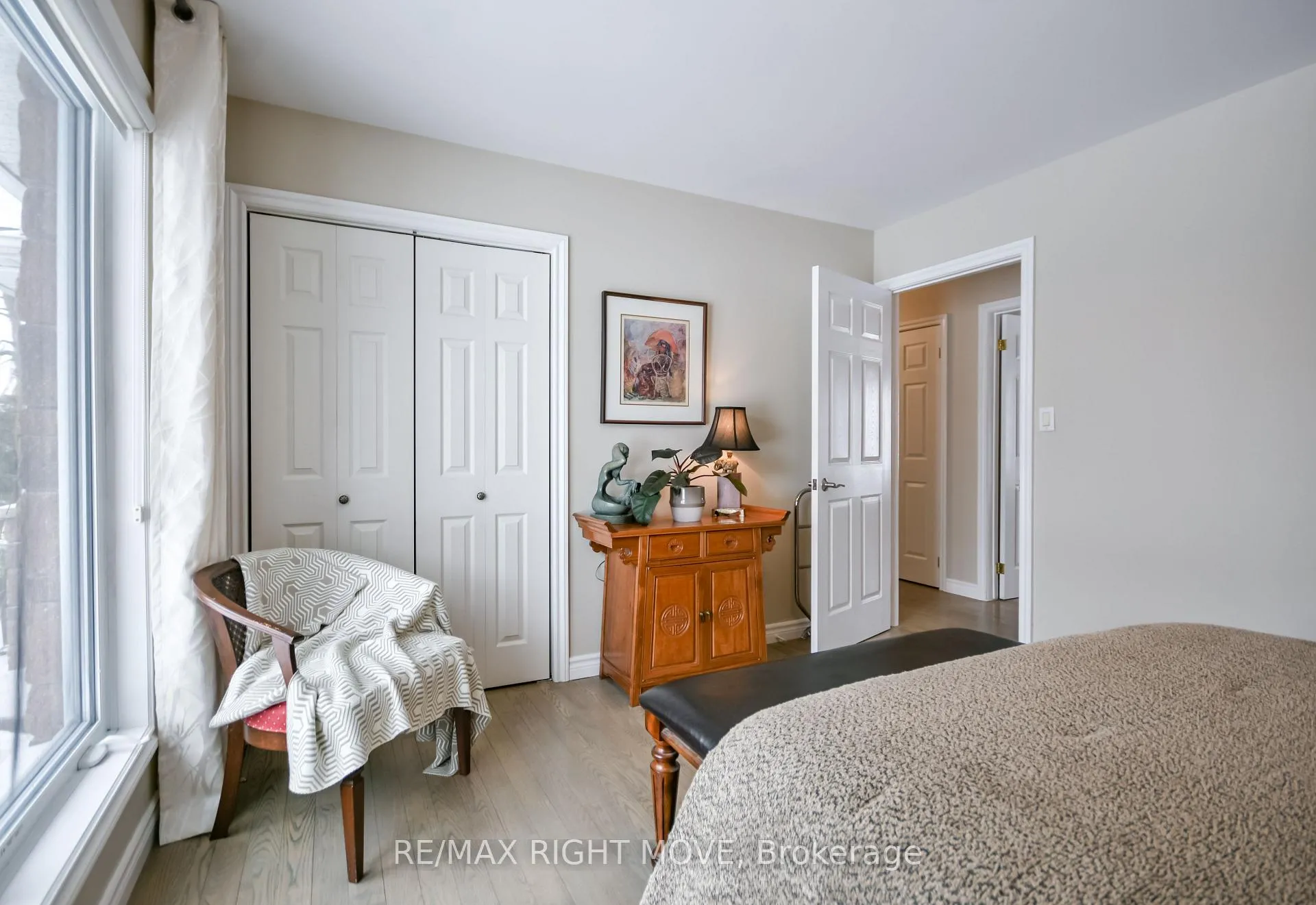 Photo 23 of 661 Glen Crescent, Orillia — HOMEH