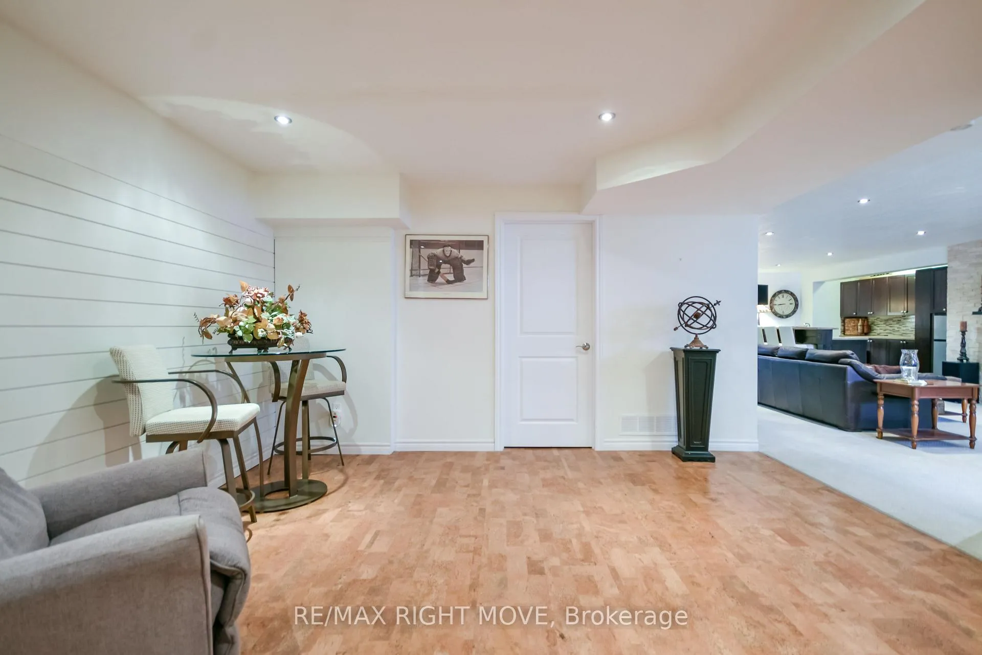 Photo 27 of 661 Glen Crescent, Orillia — HOMEH