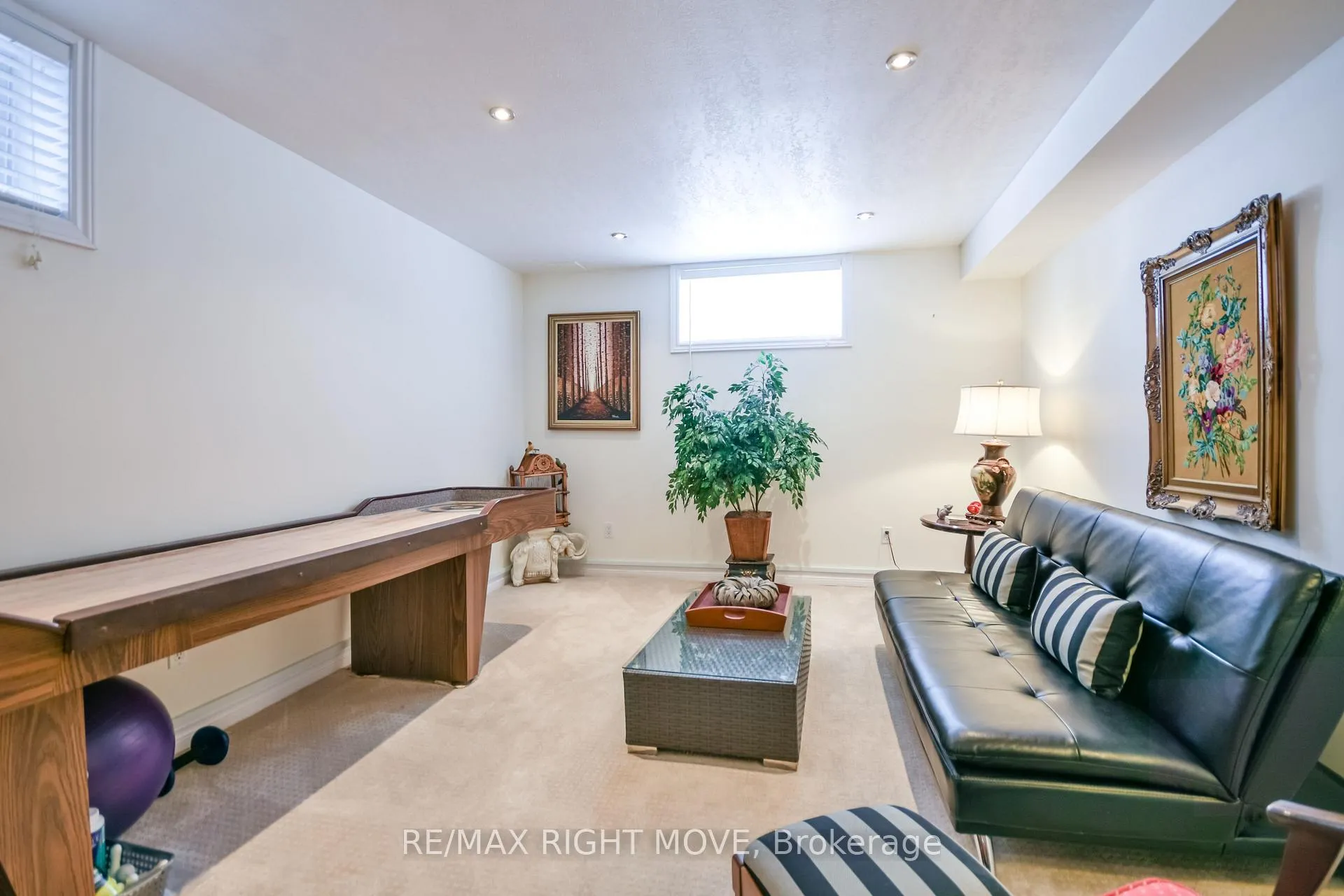 Photo 30 of 661 Glen Crescent, Orillia — HOMEH