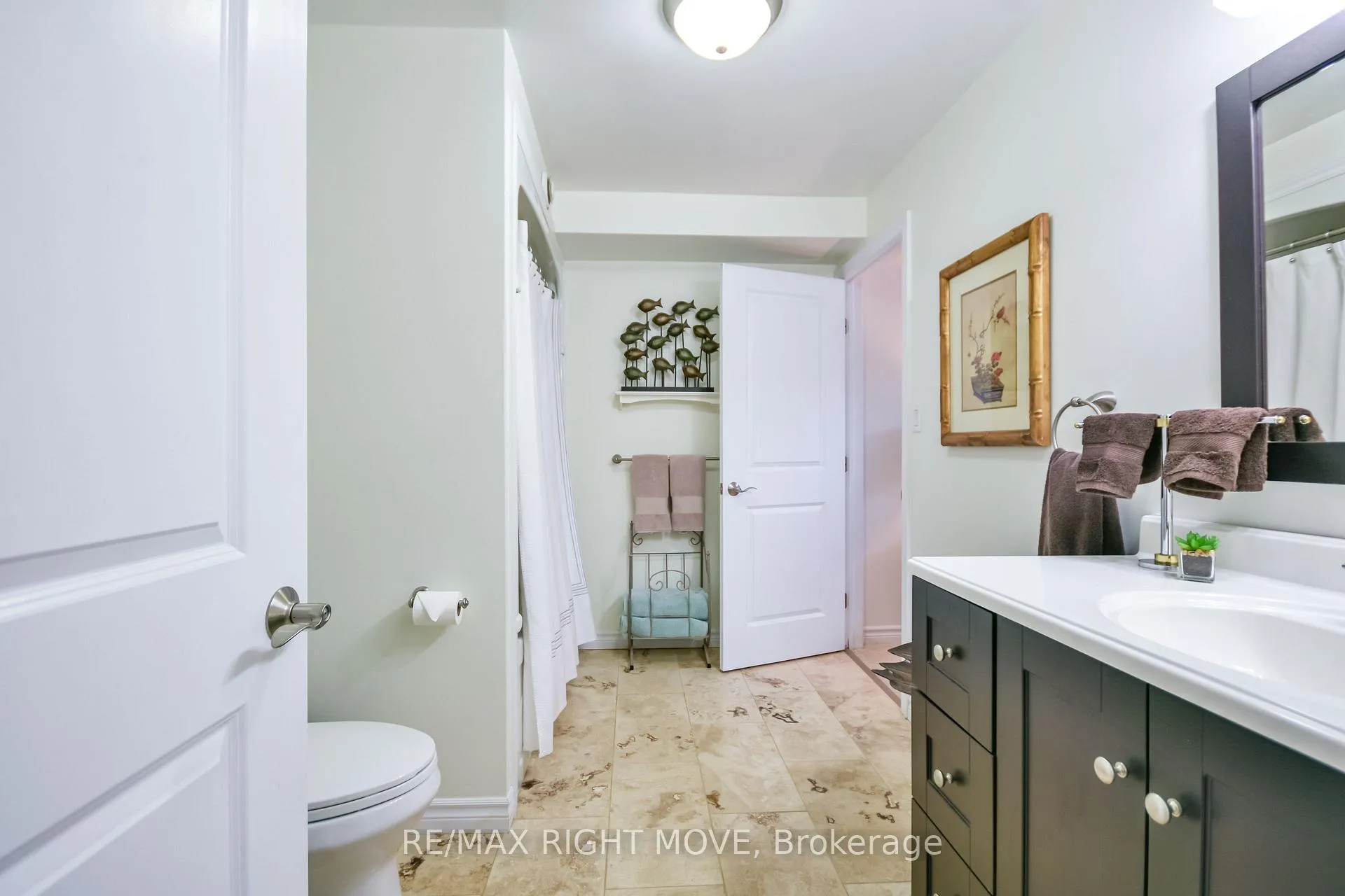 Photo 37 of 661 Glen Crescent, Orillia — HOMEH