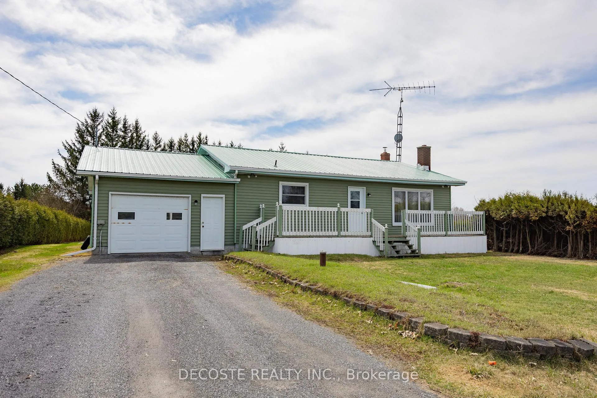 Photo 2 of 20076 County 43 Road, North Glengarry, North Glengarry (Kenyon) Twp — HOMEH